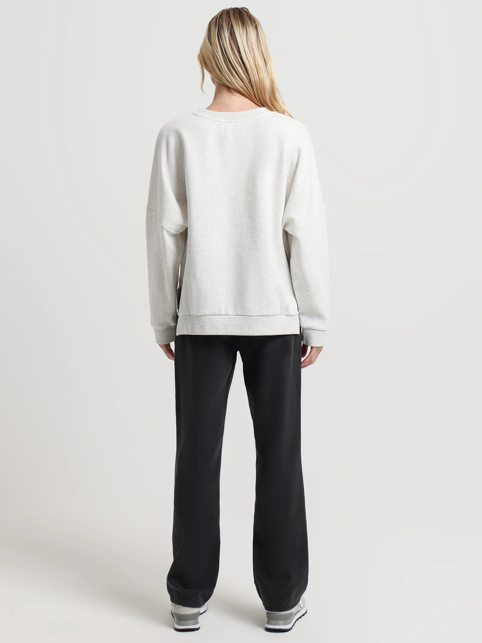 Carter Classic Oversized Sweat - Image 4