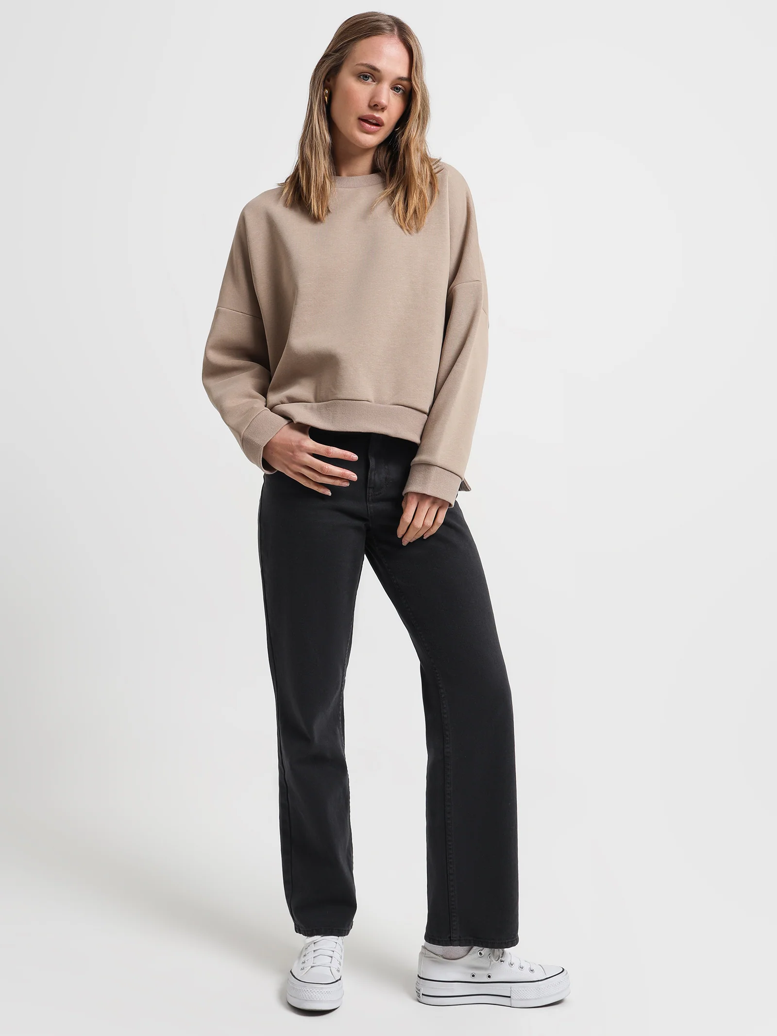 Carter Classic Oversized Sweater - Image 2