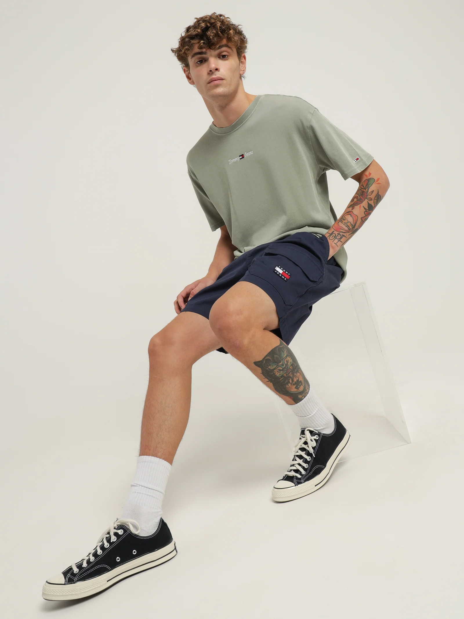 Casual Linear T-Shirt - Image 2