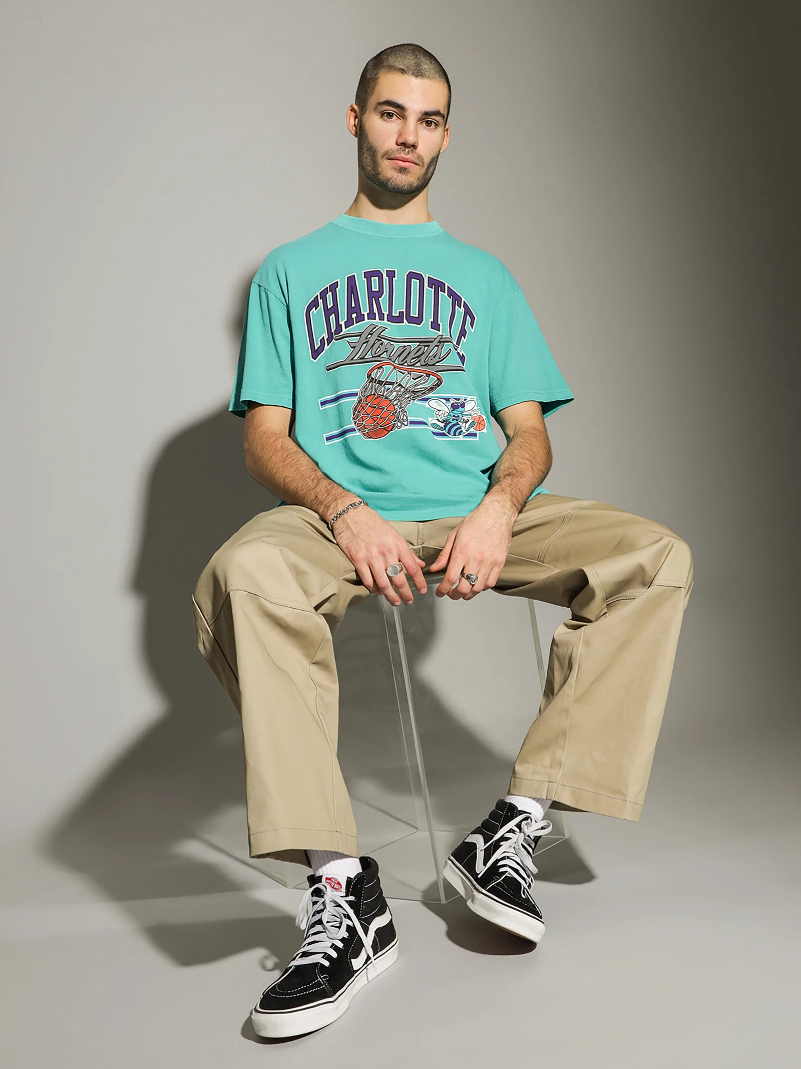 Charlotte Hornets T-Shirt - Image 2