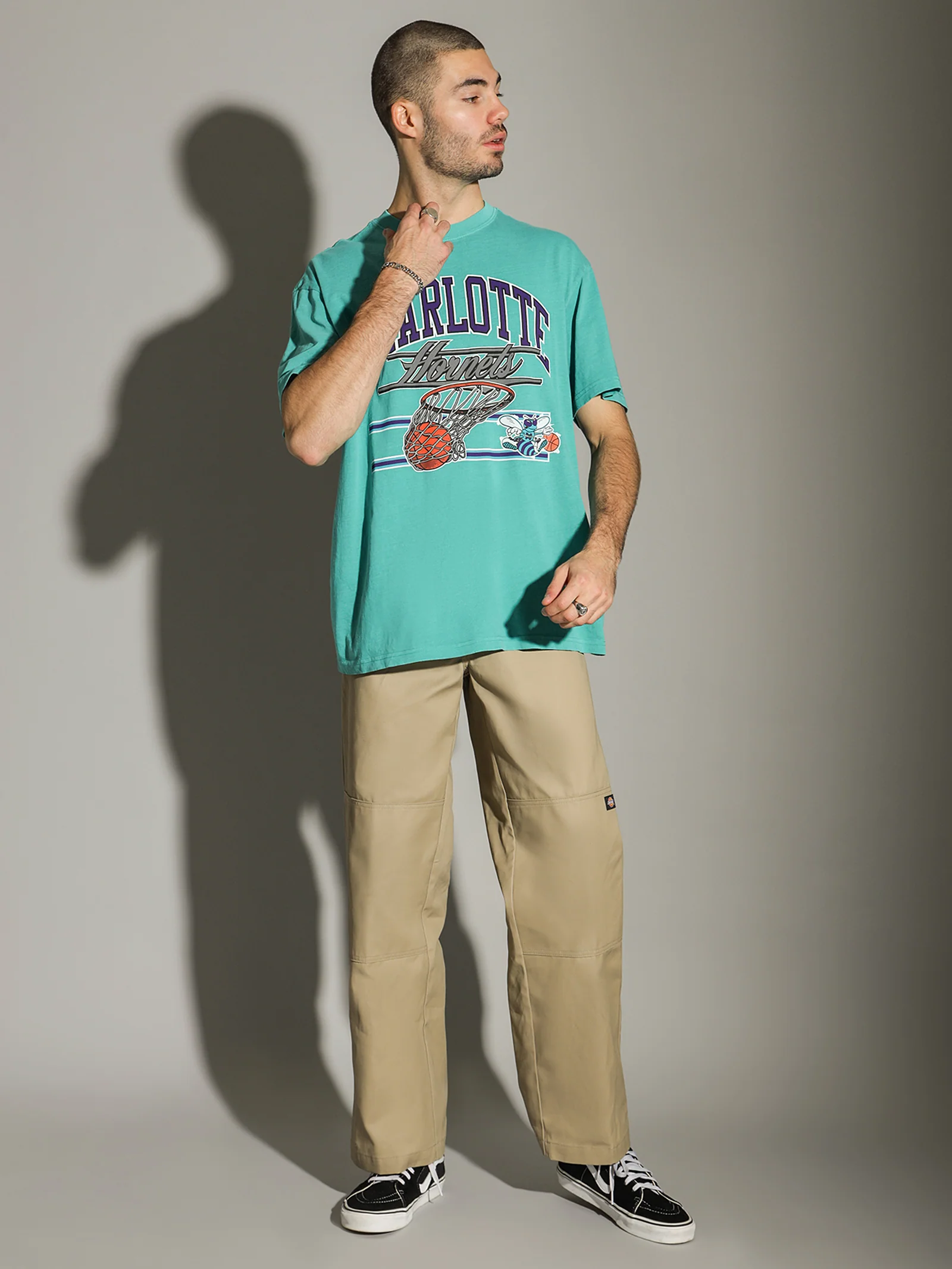 Charlotte Hornets T-Shirt - Image 4