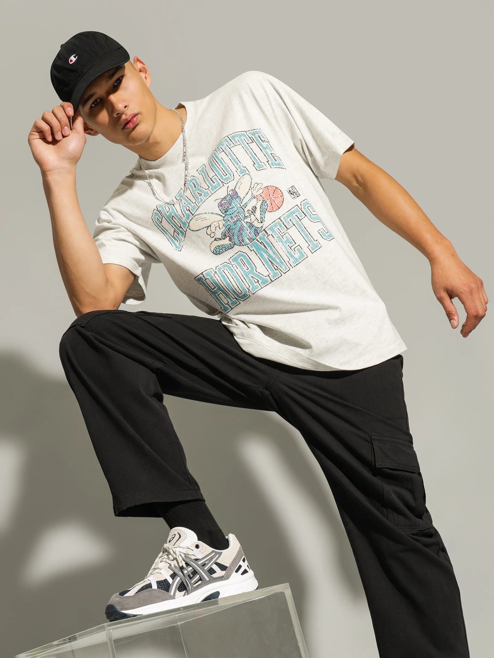 Charlotte Hornets T-Shirt - Image 4