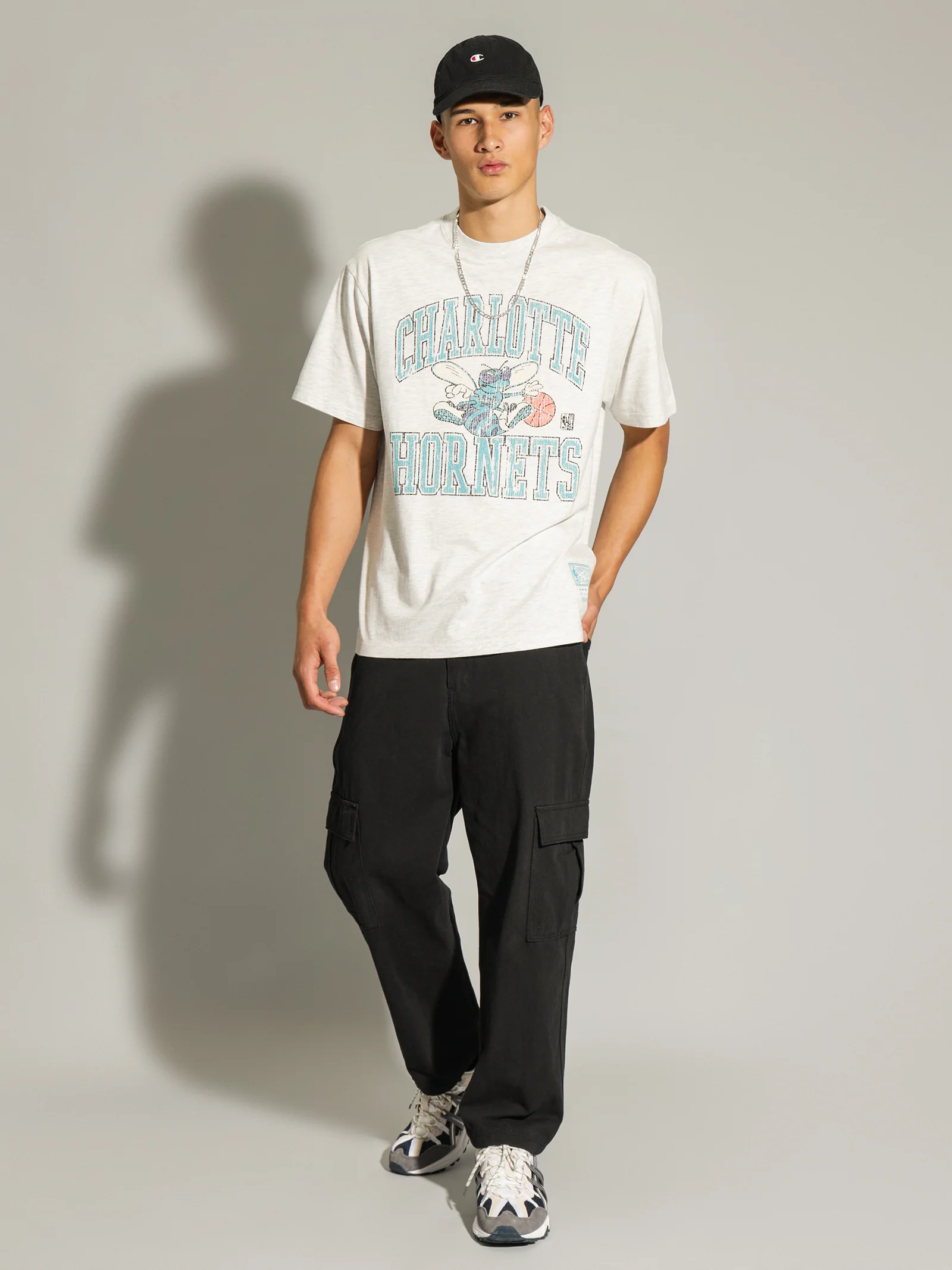 Charlotte Hornets T-Shirt - Image 6