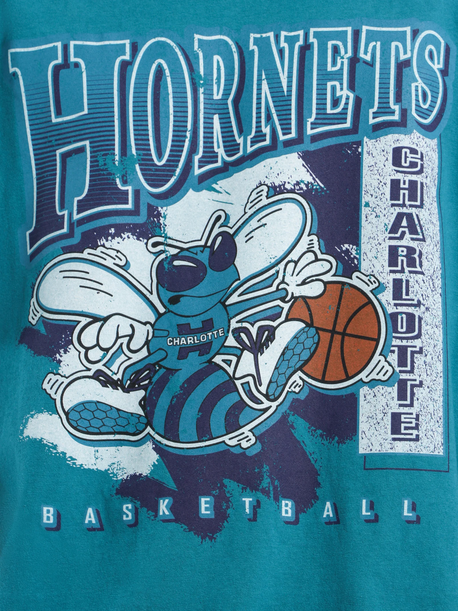 Charlotte Hornets T-Shirt - Image 3