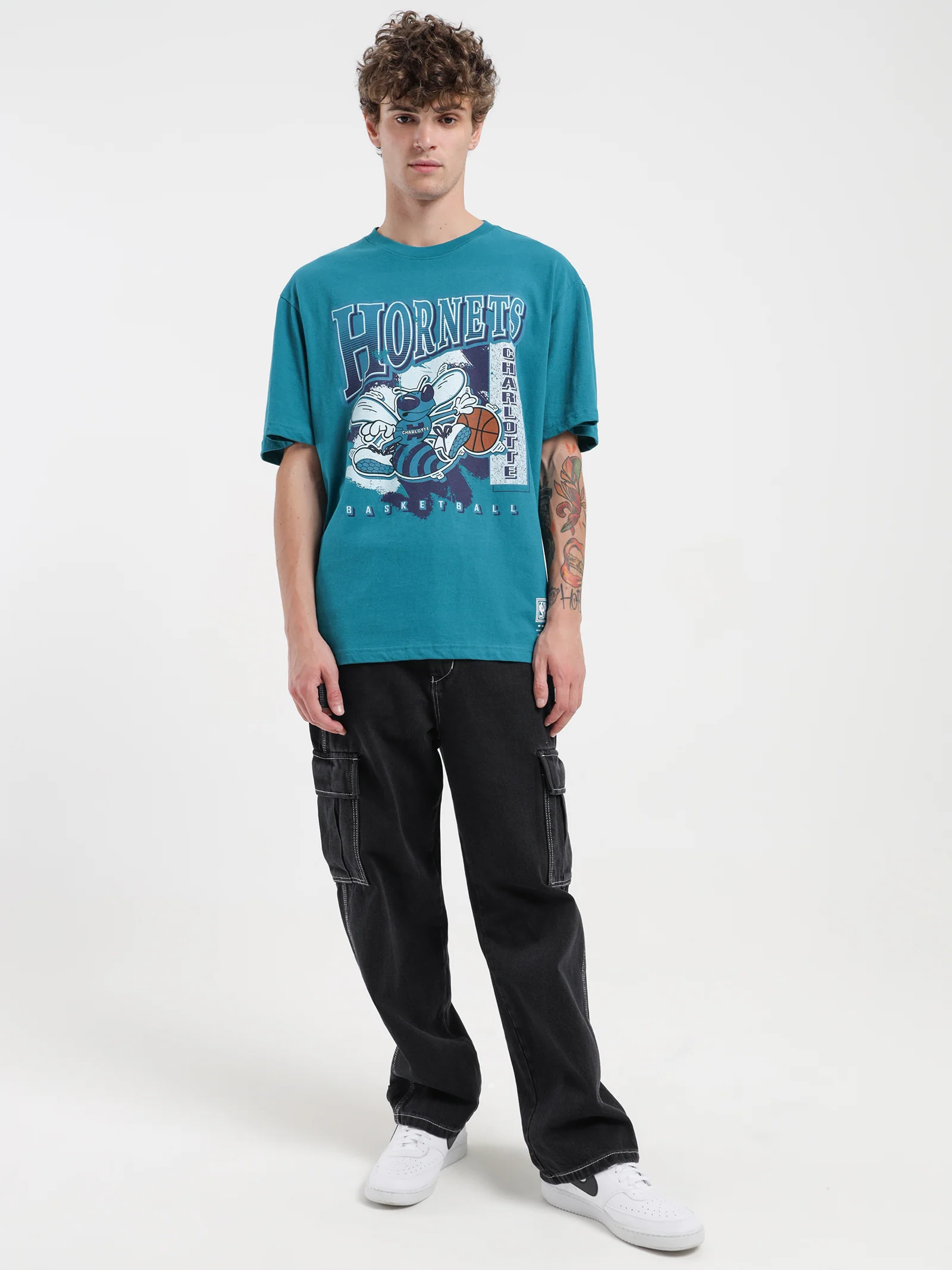Charlotte Hornets T-Shirt - Image 4