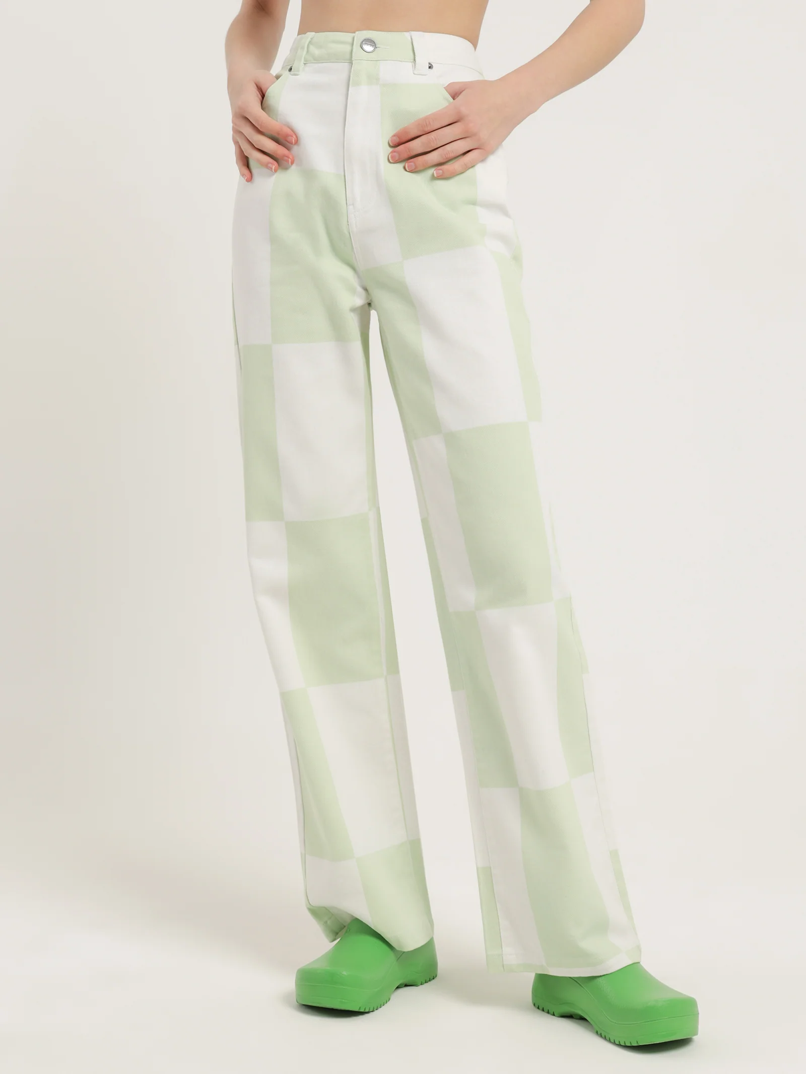Check Mate Jeans - Image 3
