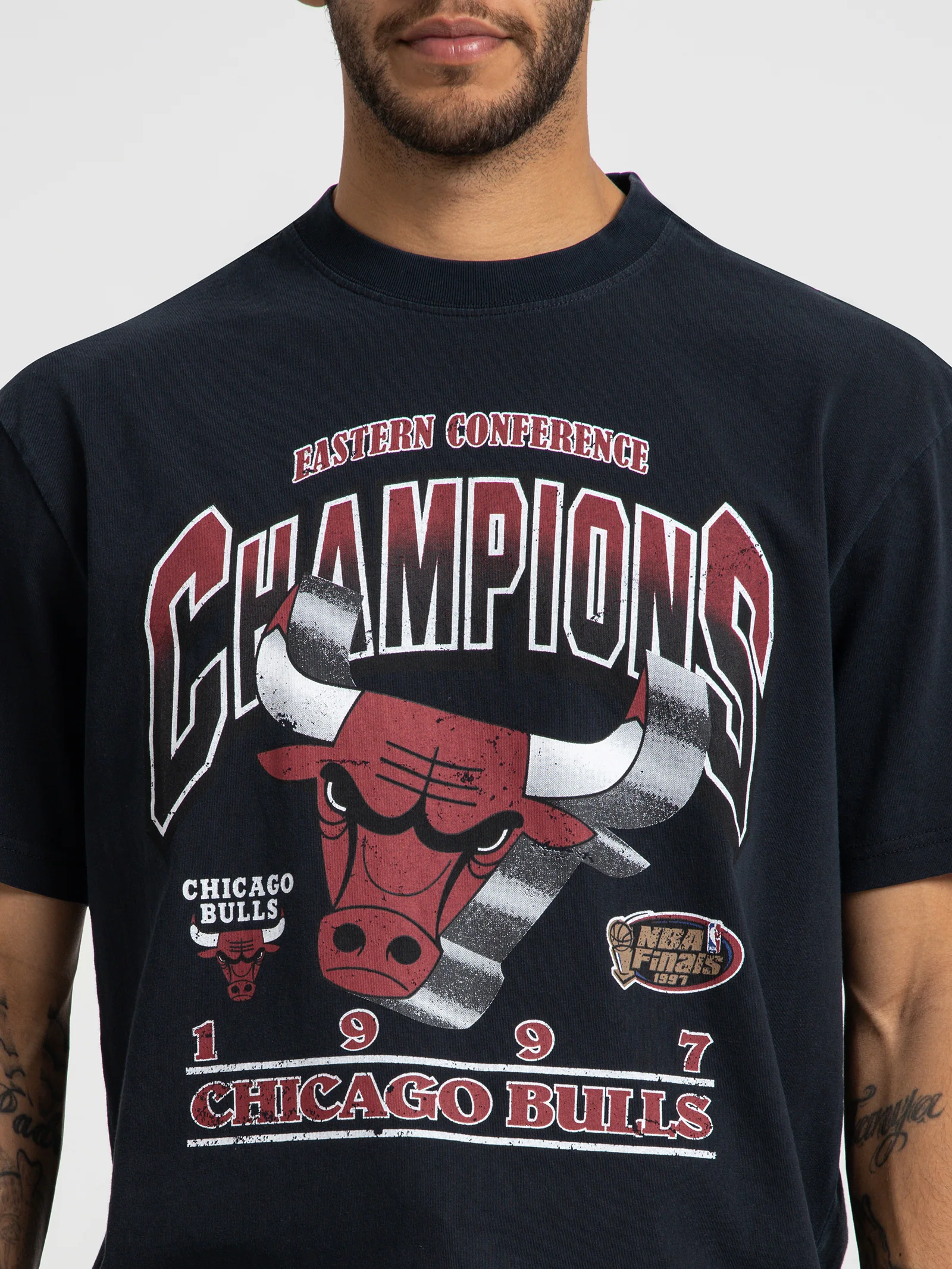 Chicago Bulls Bevelled T-Shirt - Image 3
