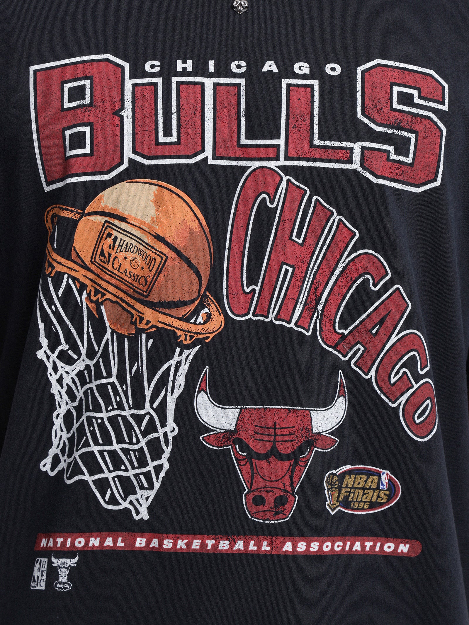 Chicago Bulls NBA Hoop T-Shirt - Image 3