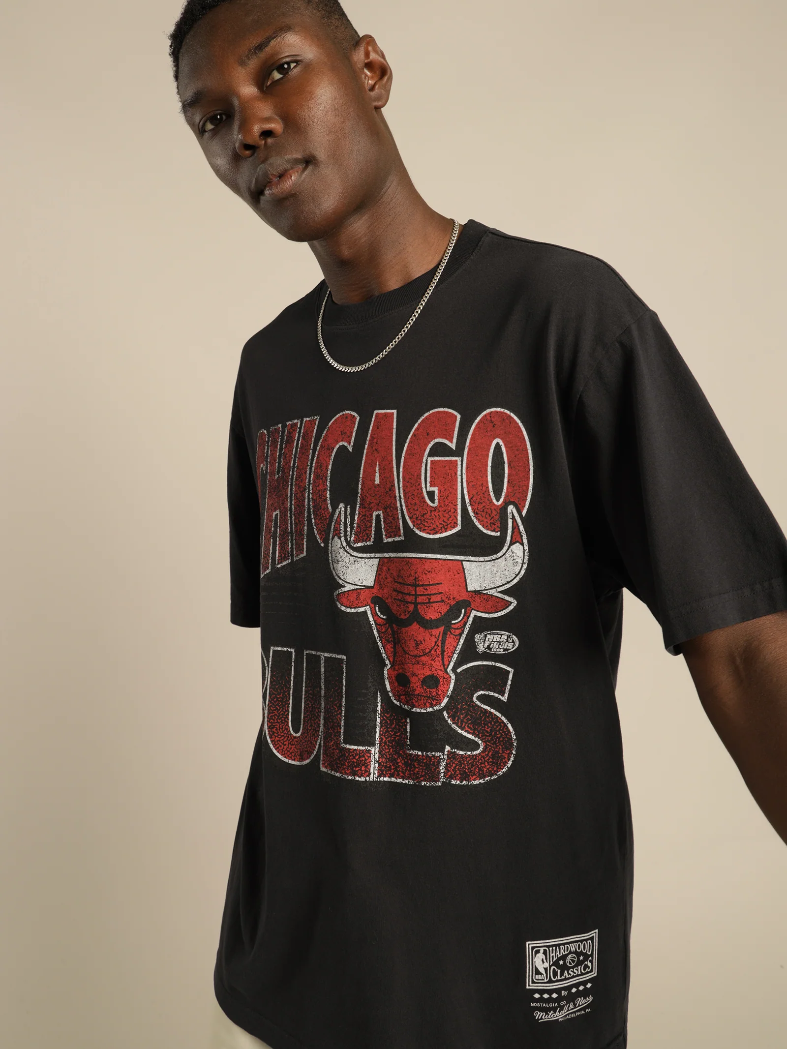 Chicago Bulls T-Shirt - Image 4