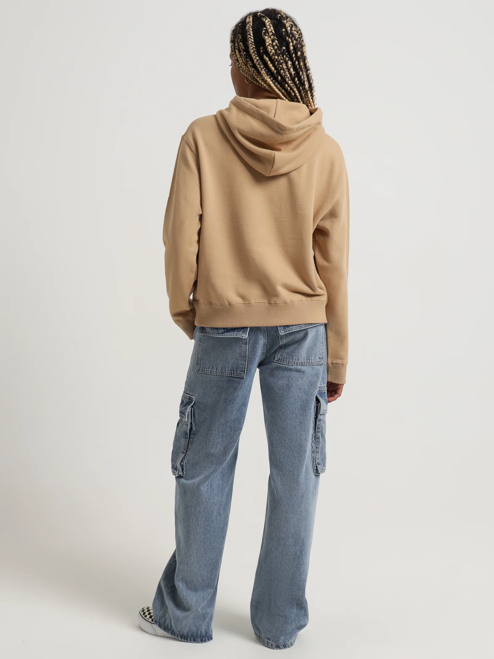 Chubby Logo Hood - Image 5