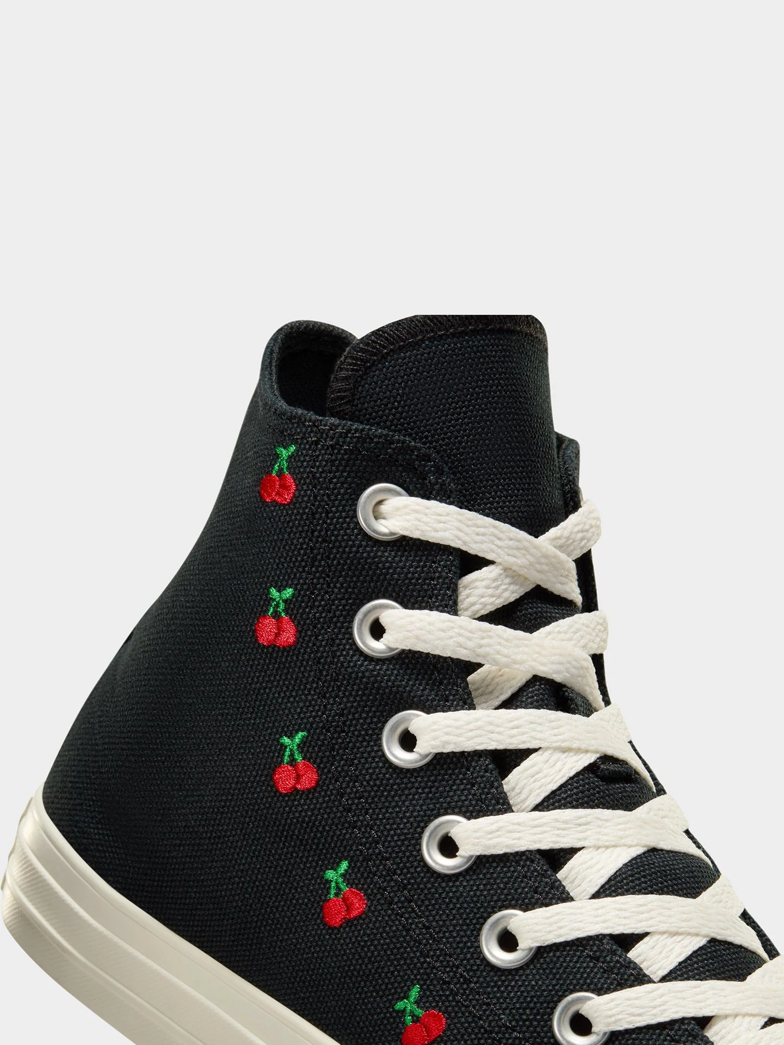 Womens Chuck Taylor Cherry Sneaker - Image 2