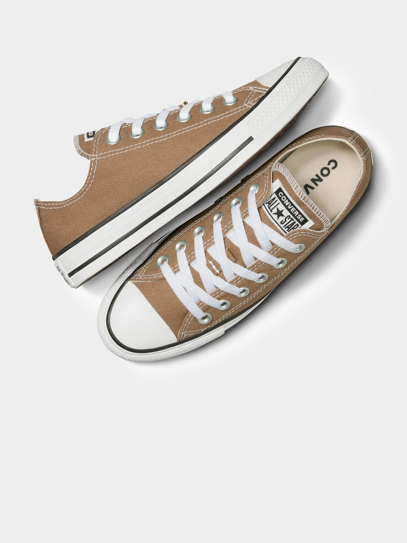 Chuck Taylor - Image 4