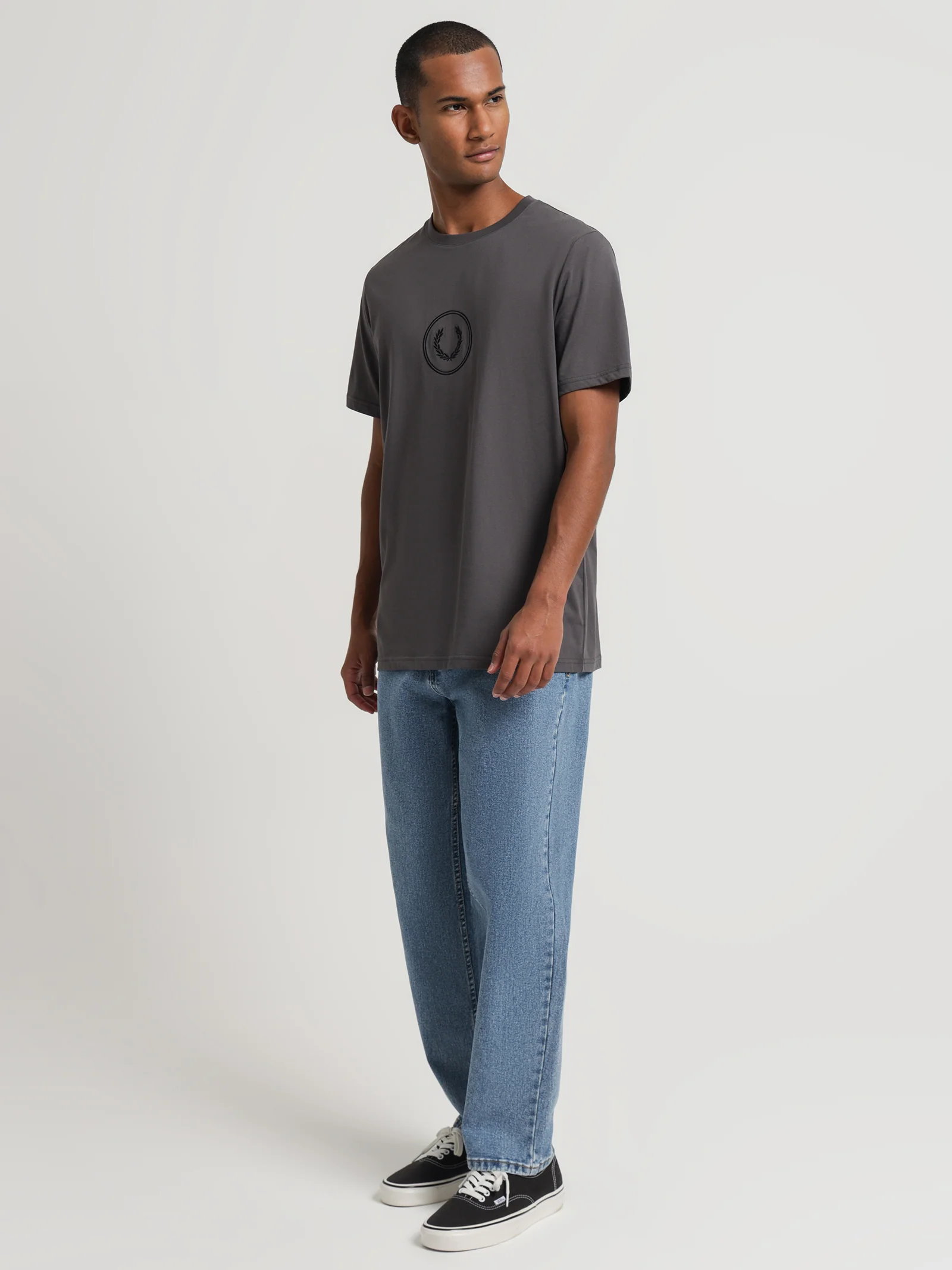 Circle Branding T-Shirt - Image 4
