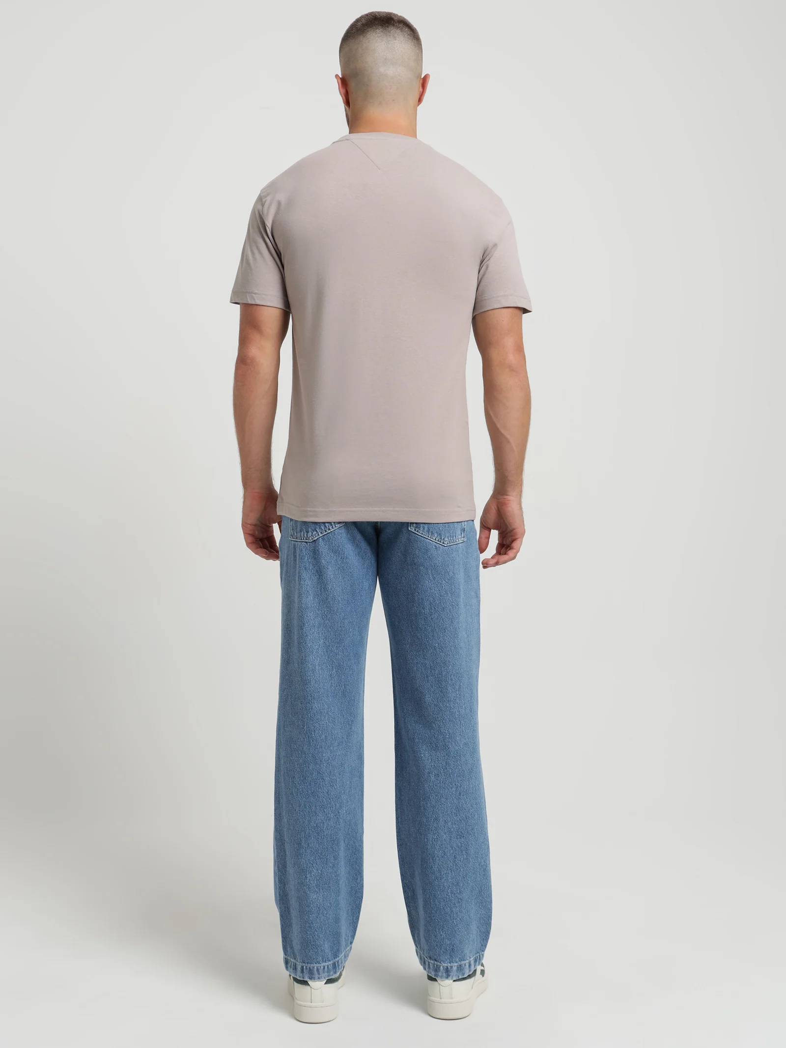 Classic Signature Logo T-Shirt - Image 4