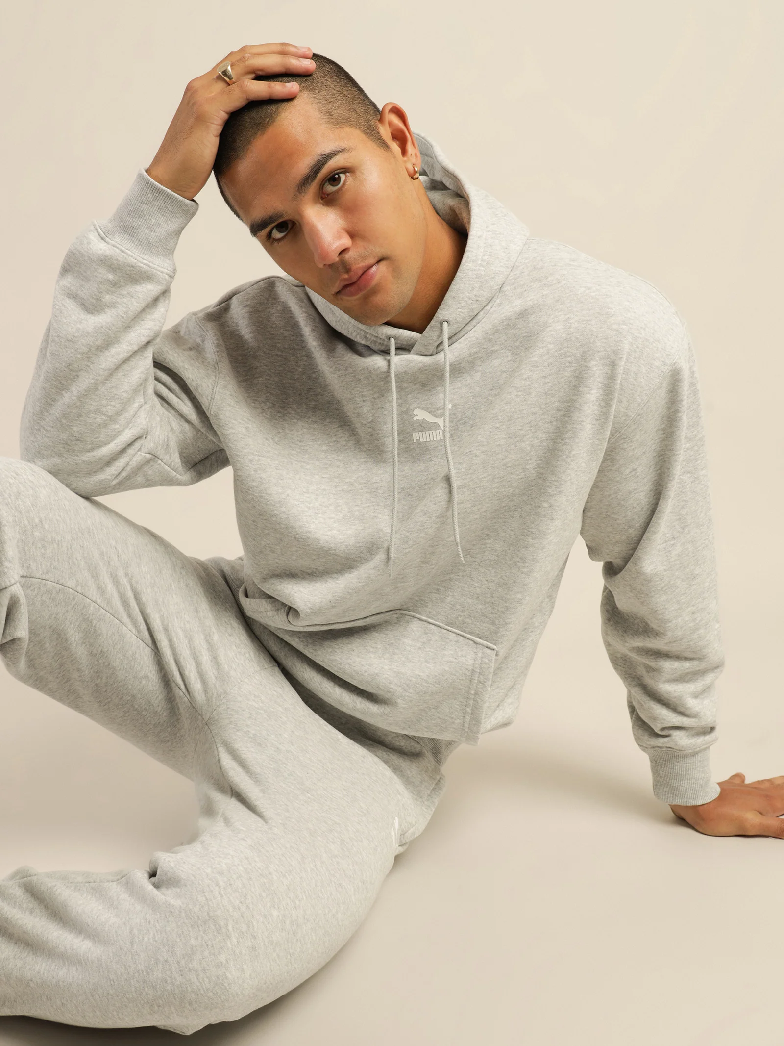 Classics Relaxed Hoodie - Image 3
