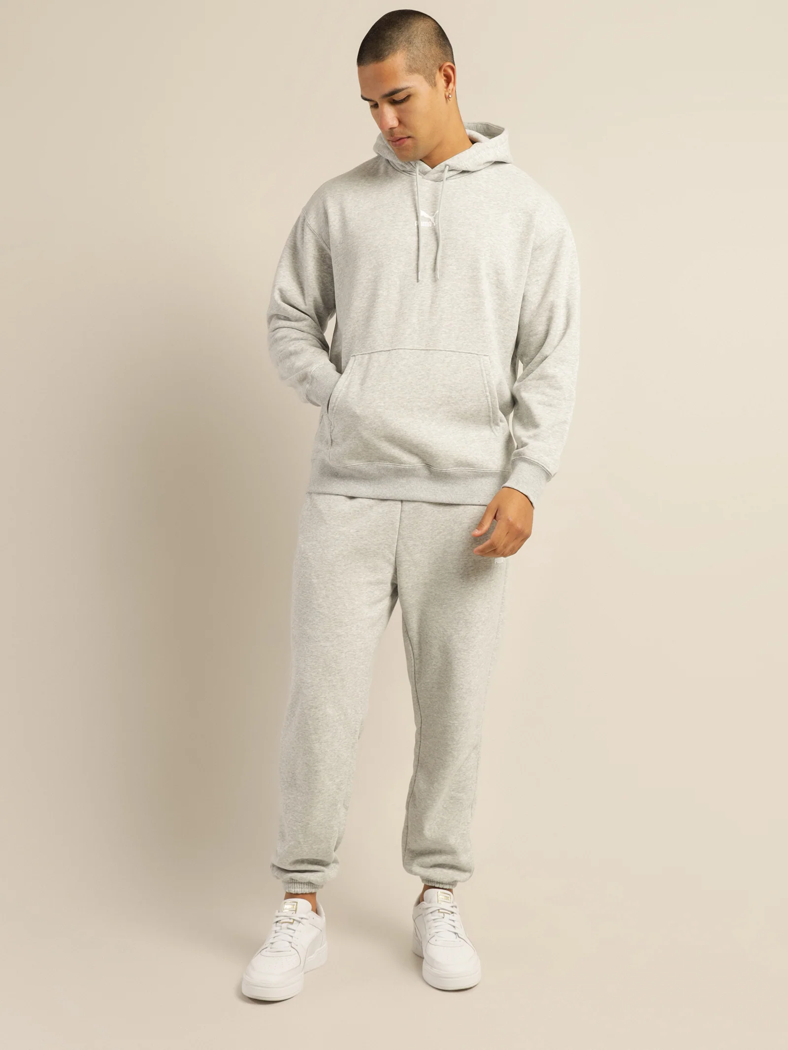 Classics Relaxed Hoodie - Image 4