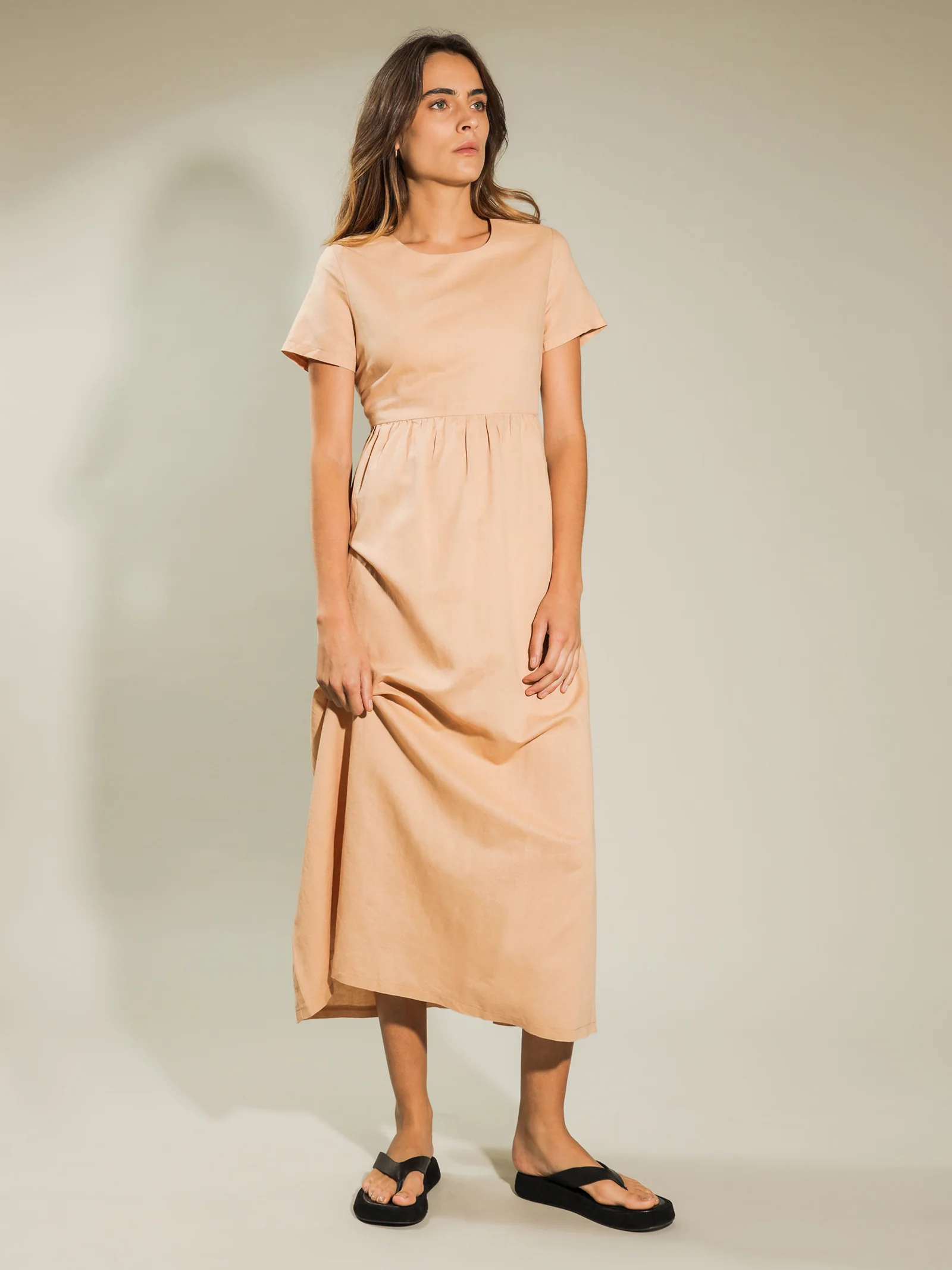 Claudia Linen Maxi Dress - Image 3