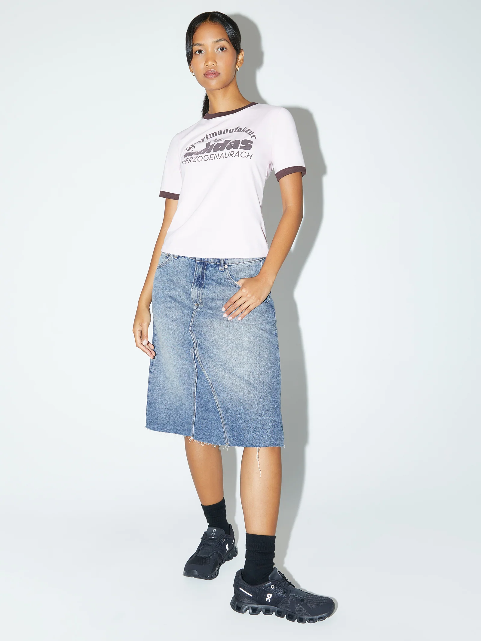 Womens Cloud 5 Sneakers - Image 2