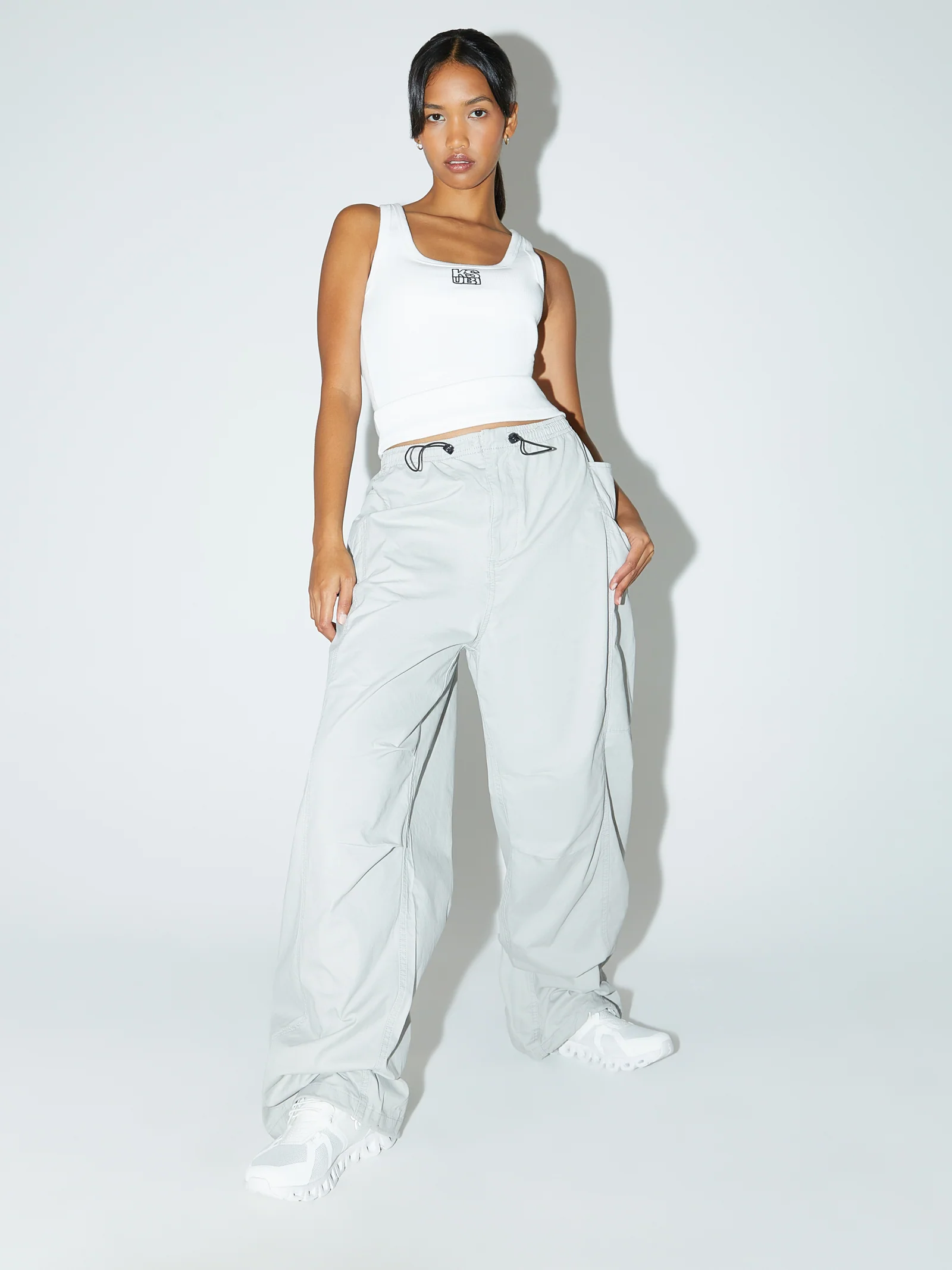 Womens Cloud 5 Sneakers - Image 2