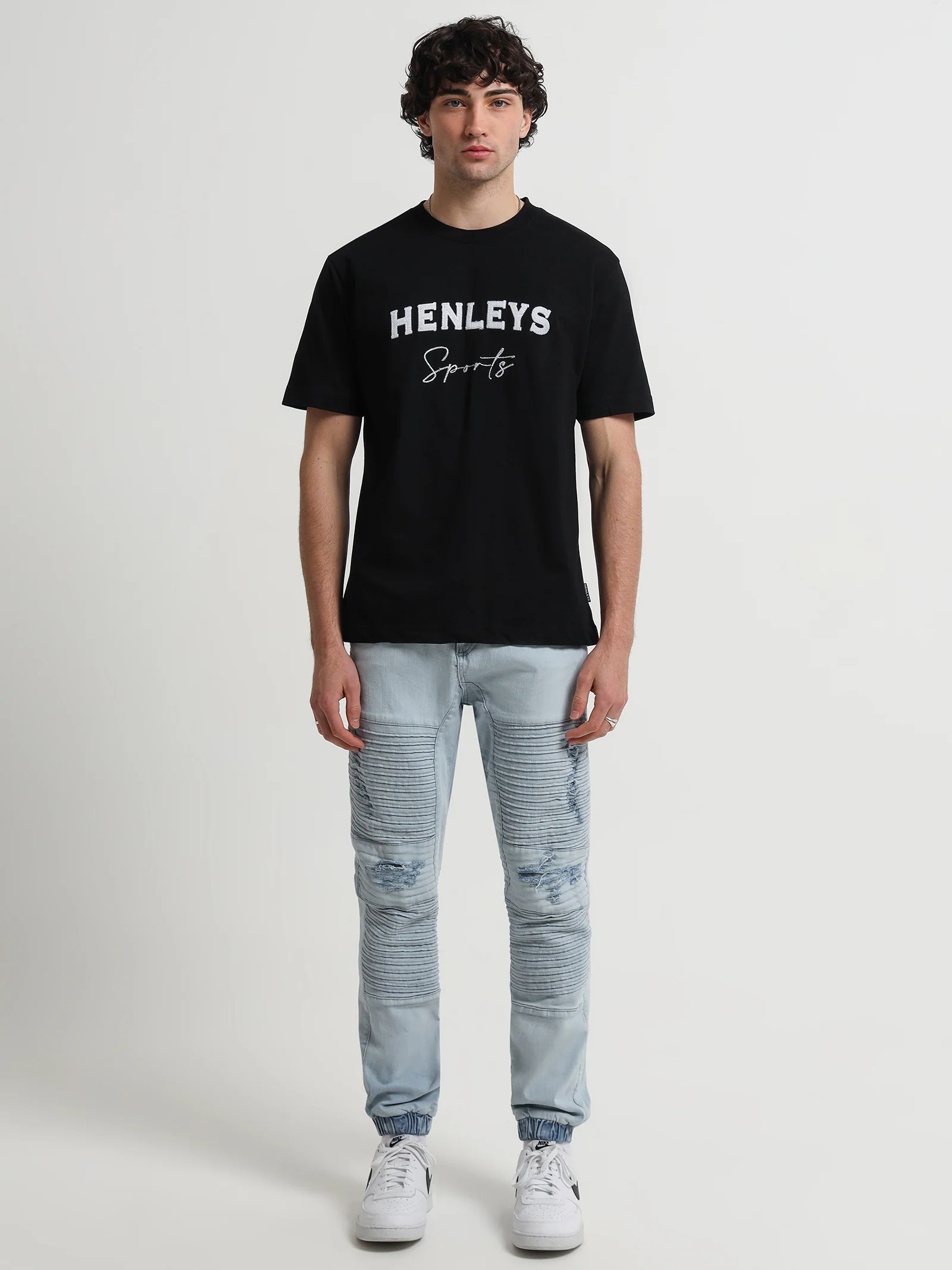 Club T-Shirt - Image 2