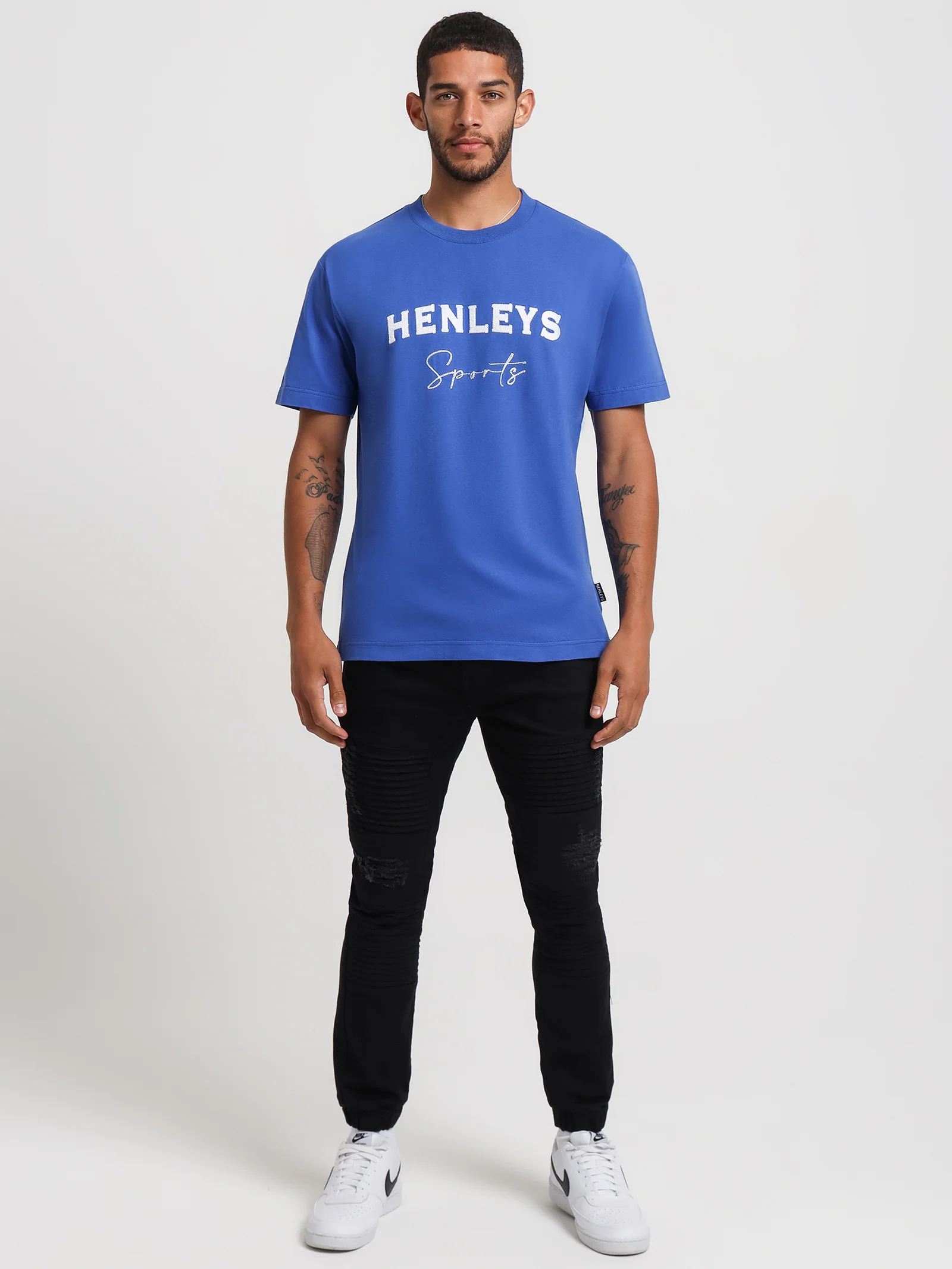 Club T-Shirt - Image 4