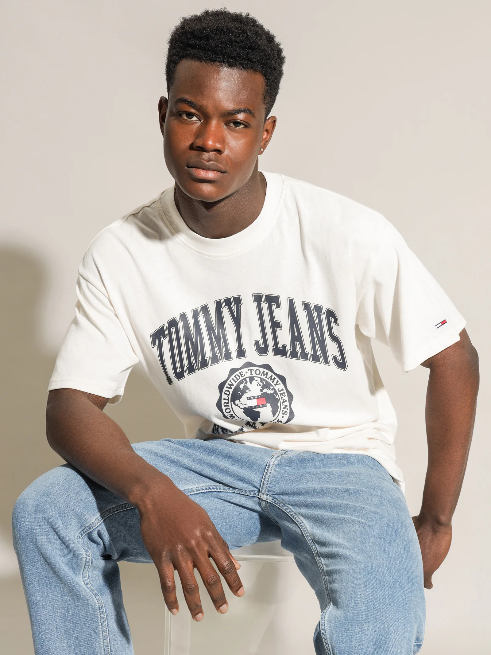 College Logo T-Shirt - Image 5