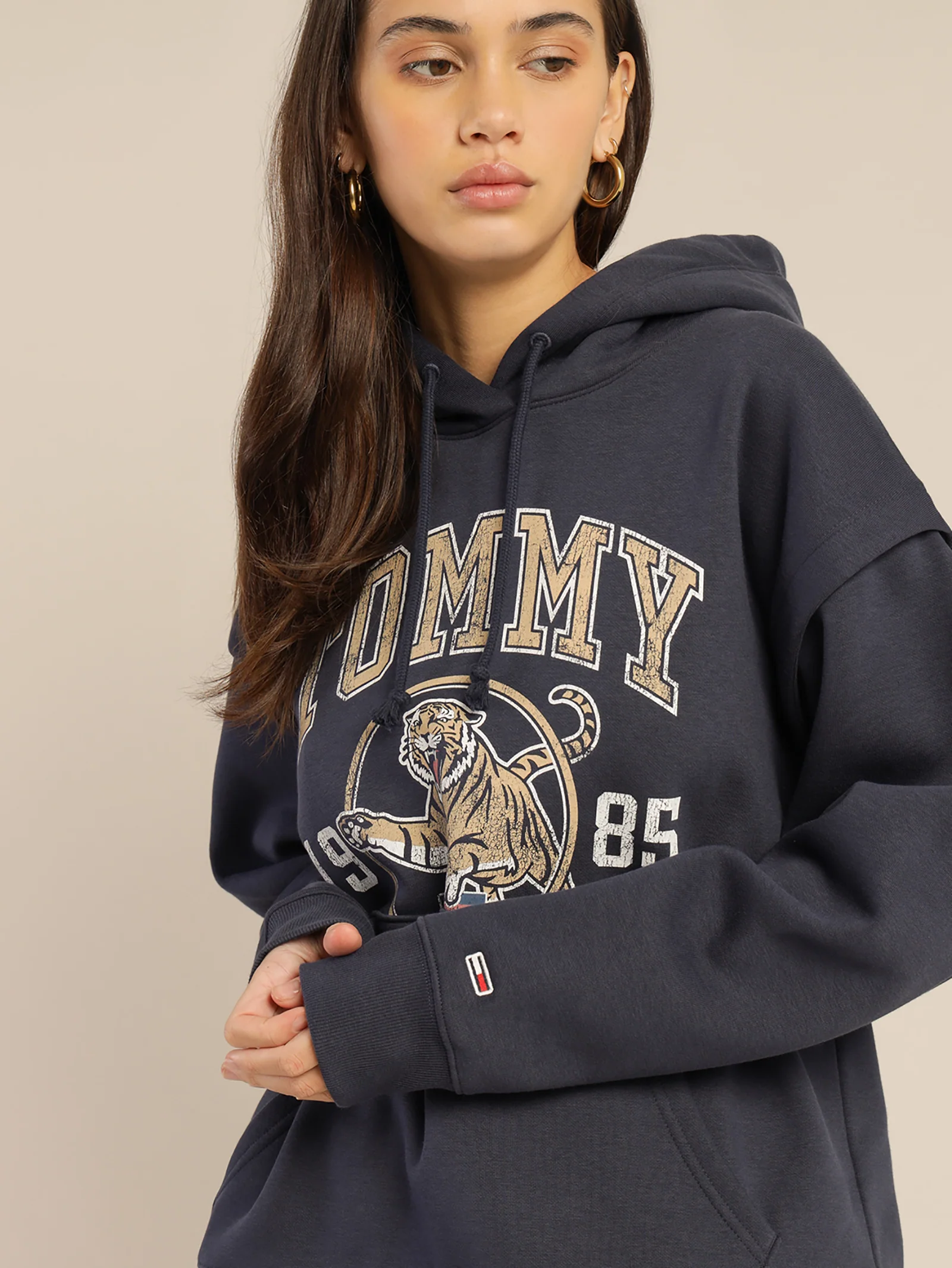 College Tiger Logo Relaxed Hoodie - Image 4