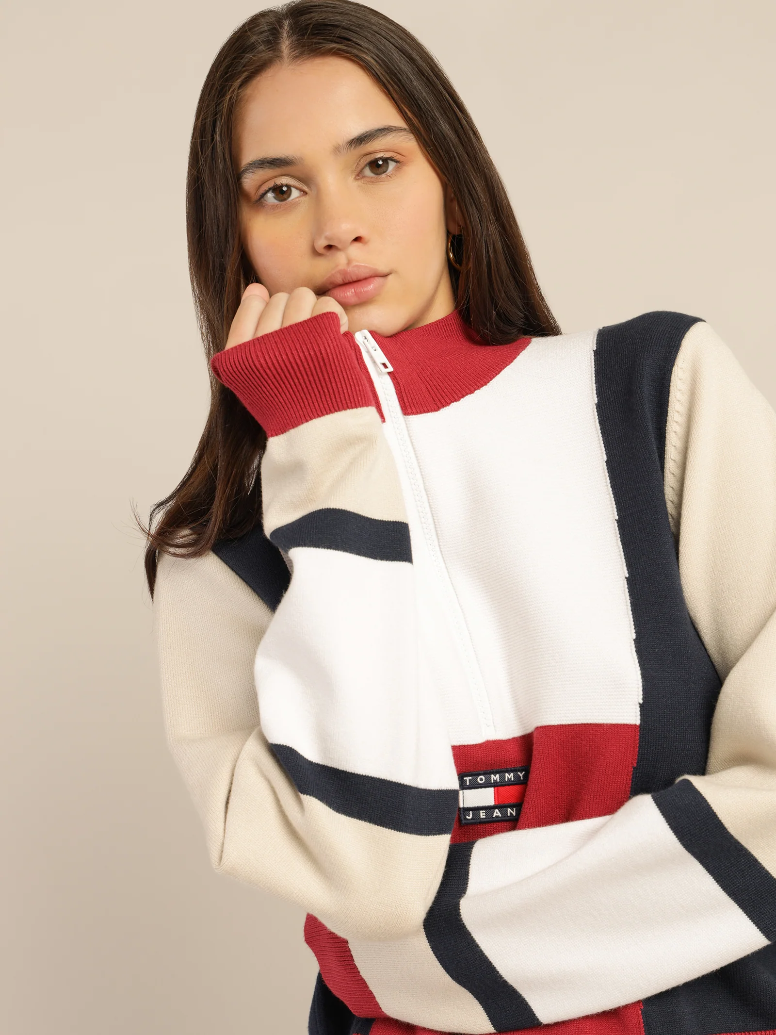 Colour-Blocked Half-Zip Jumper - Image 4