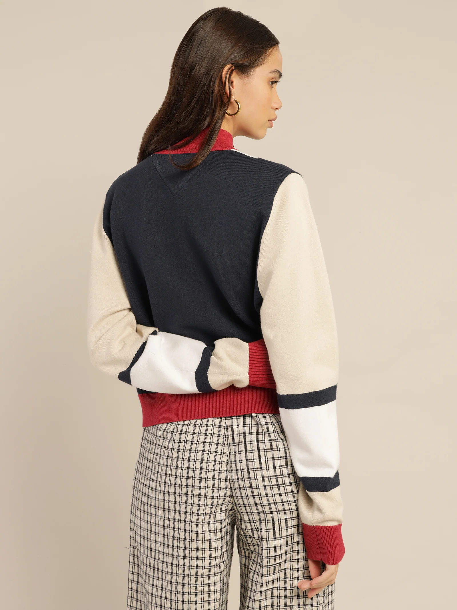 Colour-Blocked Half-Zip Jumper - Image 6