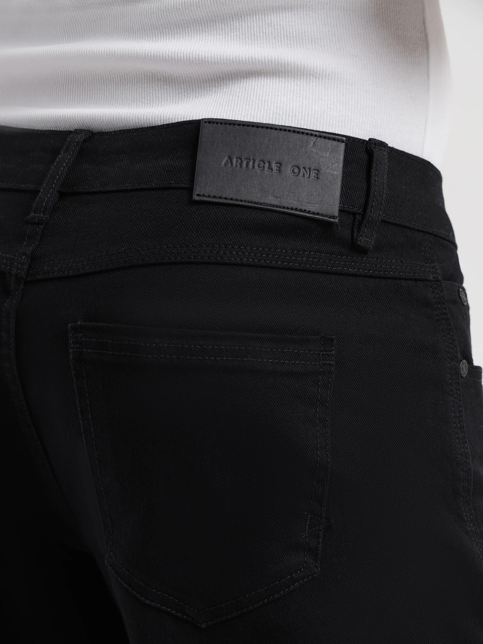 Colt Relaxed Jeans - Image 5