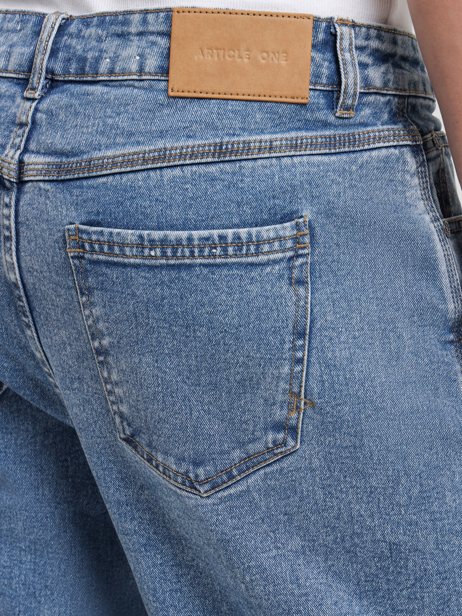 Colt Relaxed Tapered Jeans - Image 3