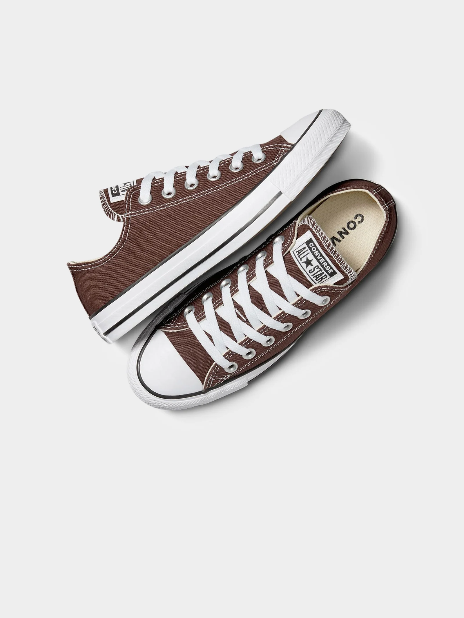 Unisex Converse Chuck Taylor All Star Low Top Sneakers - Image 2
