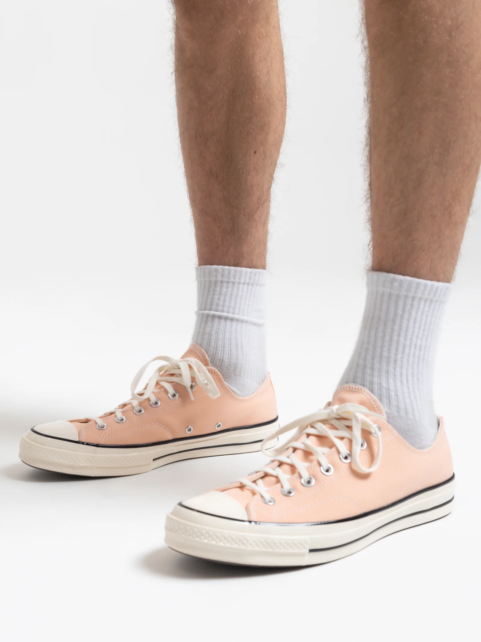 Unisex Converse Chuck 70 Summer Tone Low Top Sneakers - Image 7