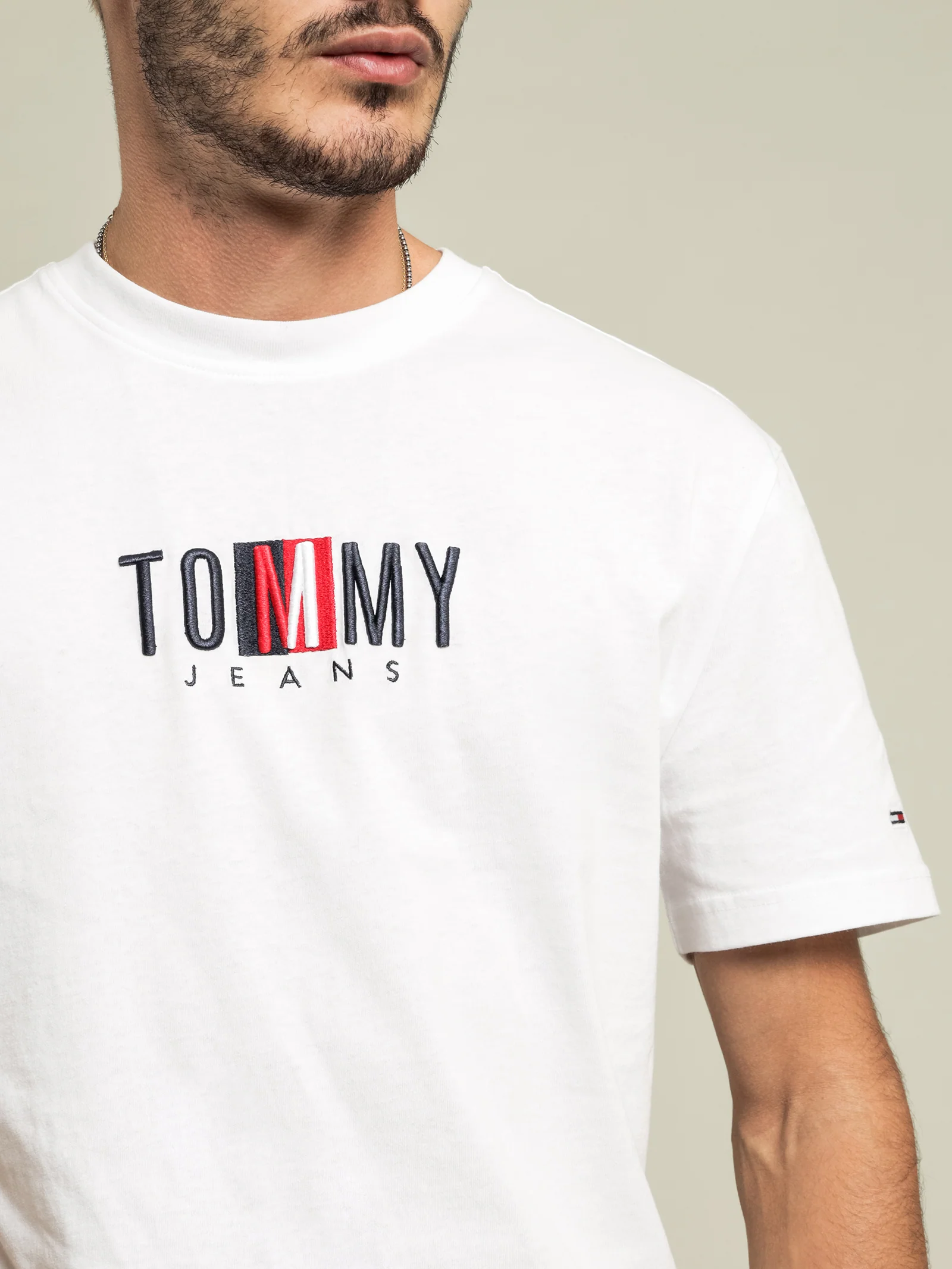 Contrast Logo Tommy T-Shirt - Image 5