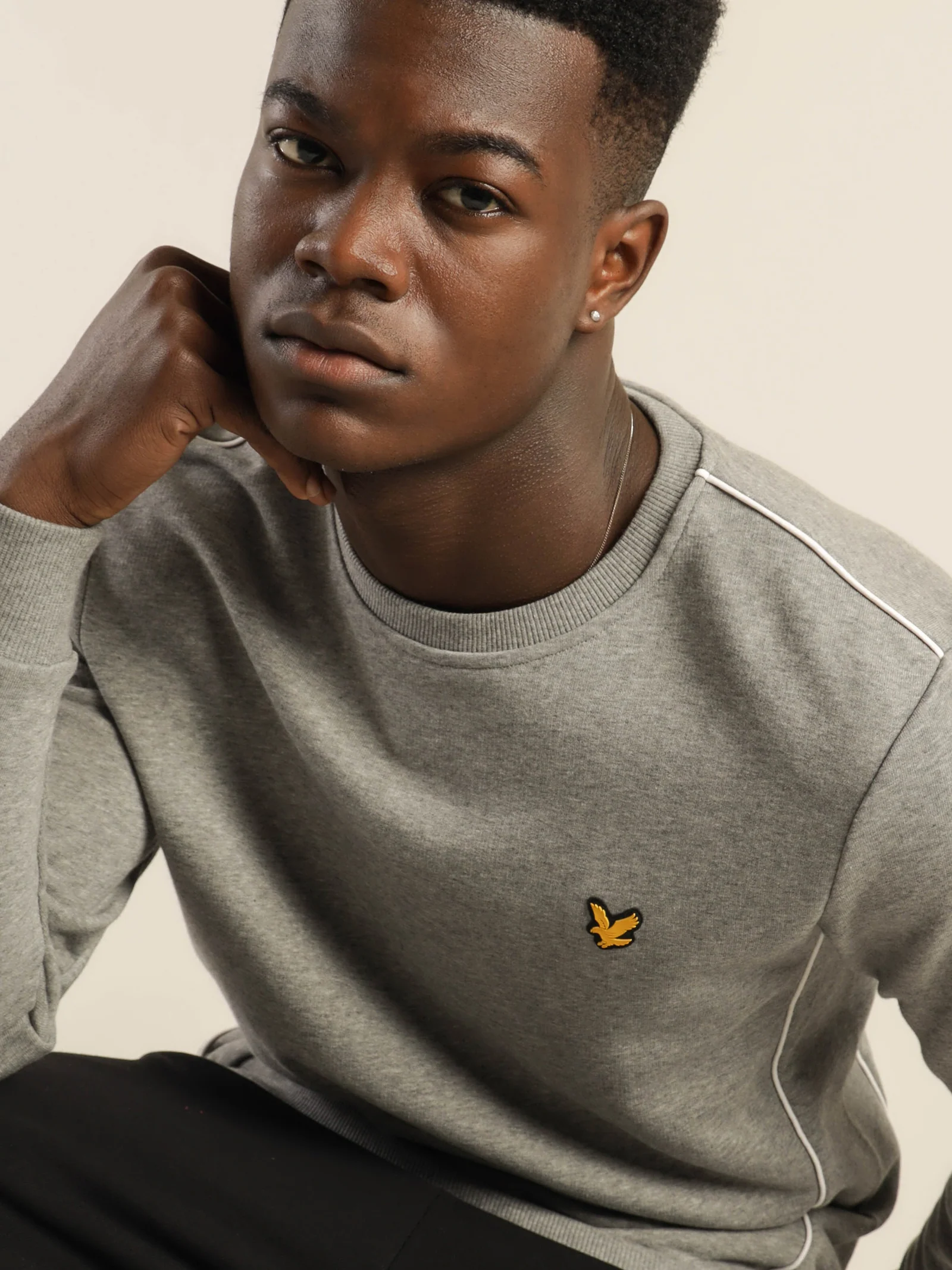 Contrast Piping Crew Neck Sweater - Image 2