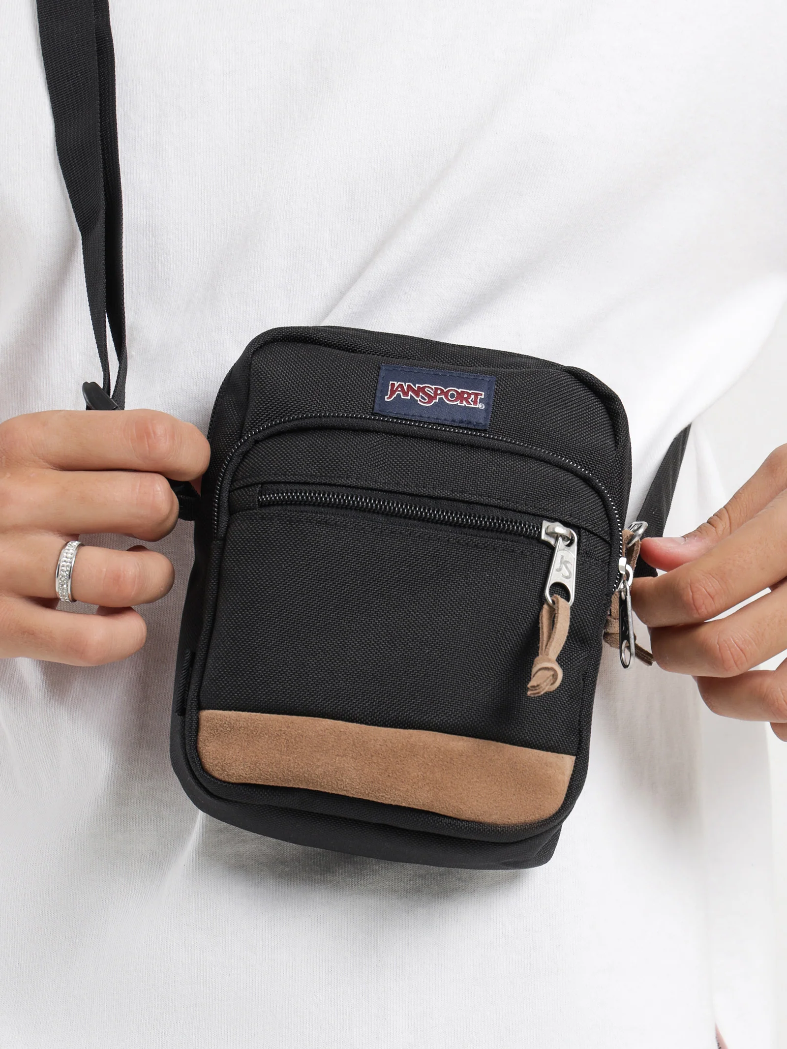 Core Crossbody Bag - Image 4