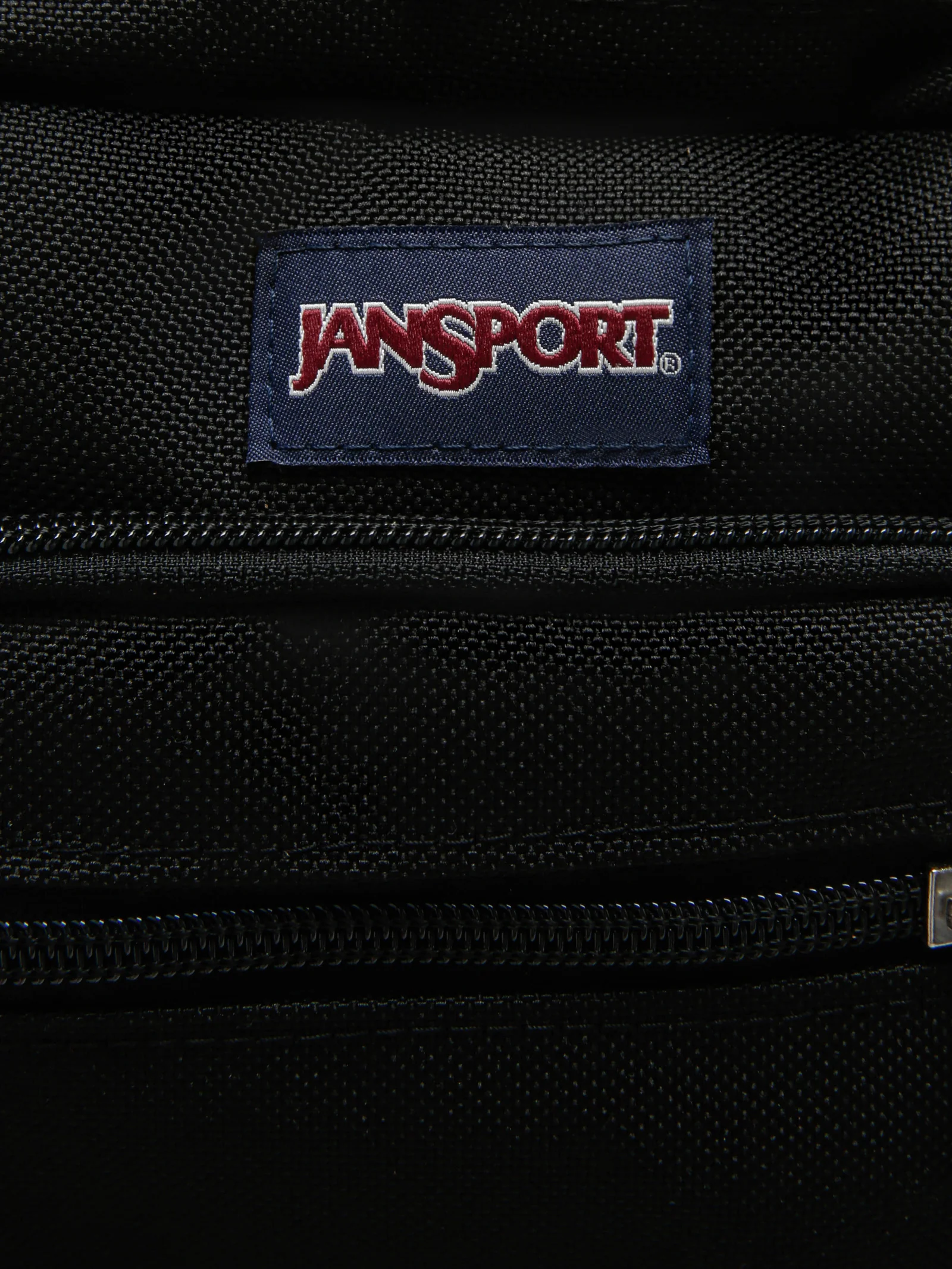 Core Crossbody Bag - Image 5