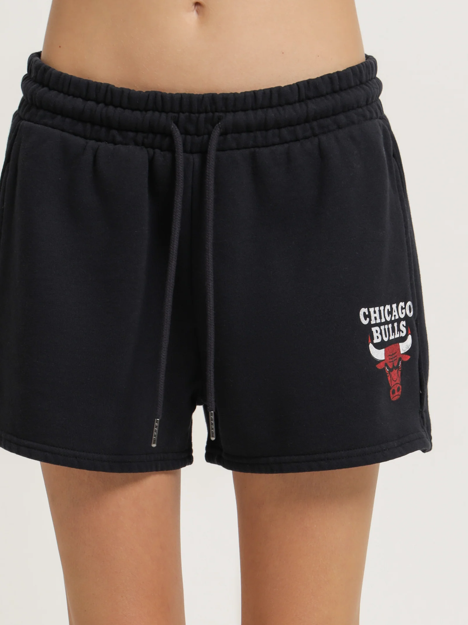 Courtney Shorts Chicago Bulls - Image 3