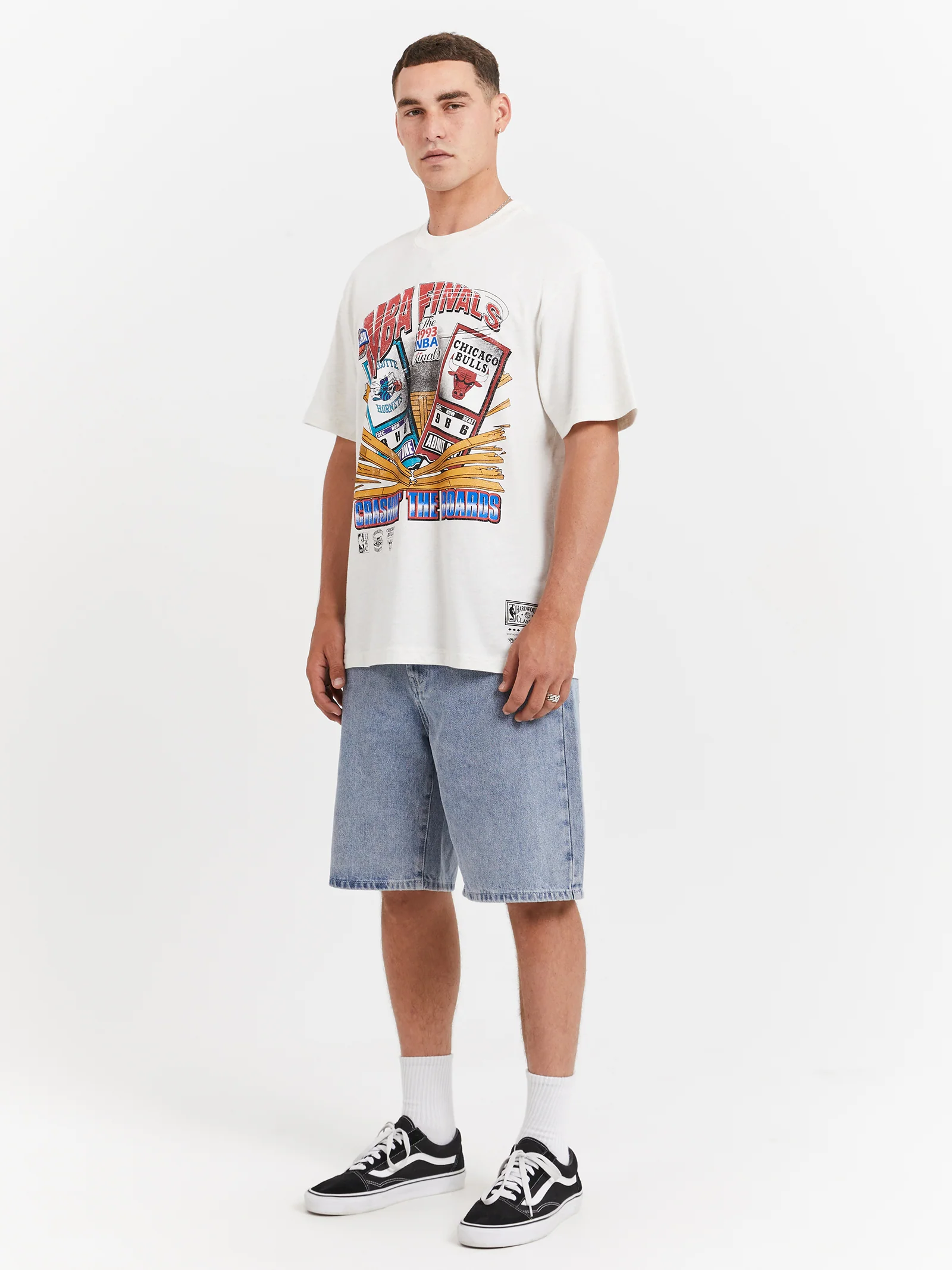 Crashin The Boards Hornets T-Shirt - Image 4