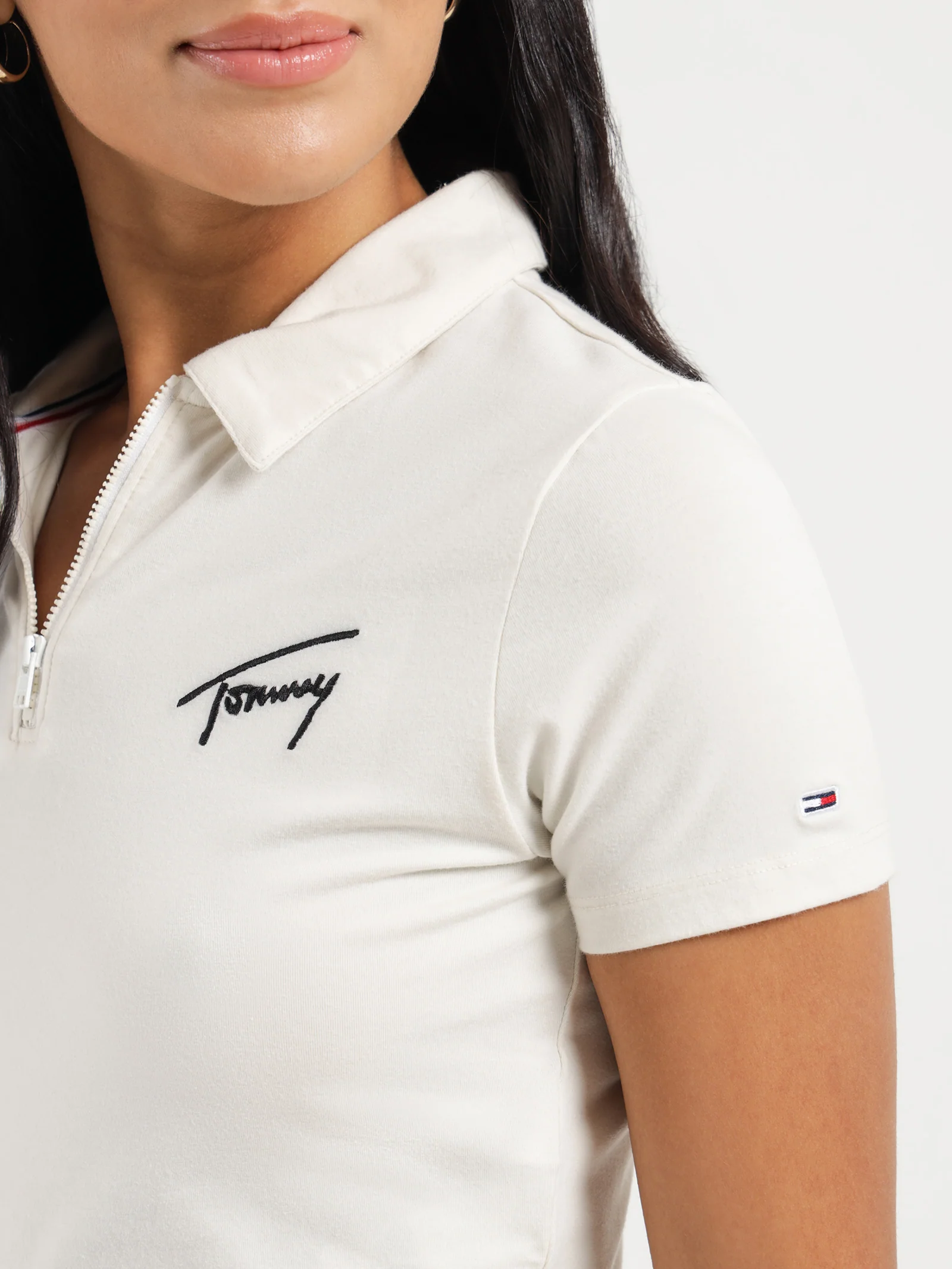 Crop Chest Signature Short Sleeve T-Shirt - Image 5