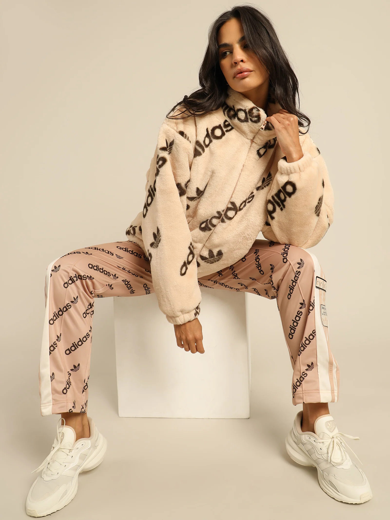 Cropped Fur Jacket - Image 2