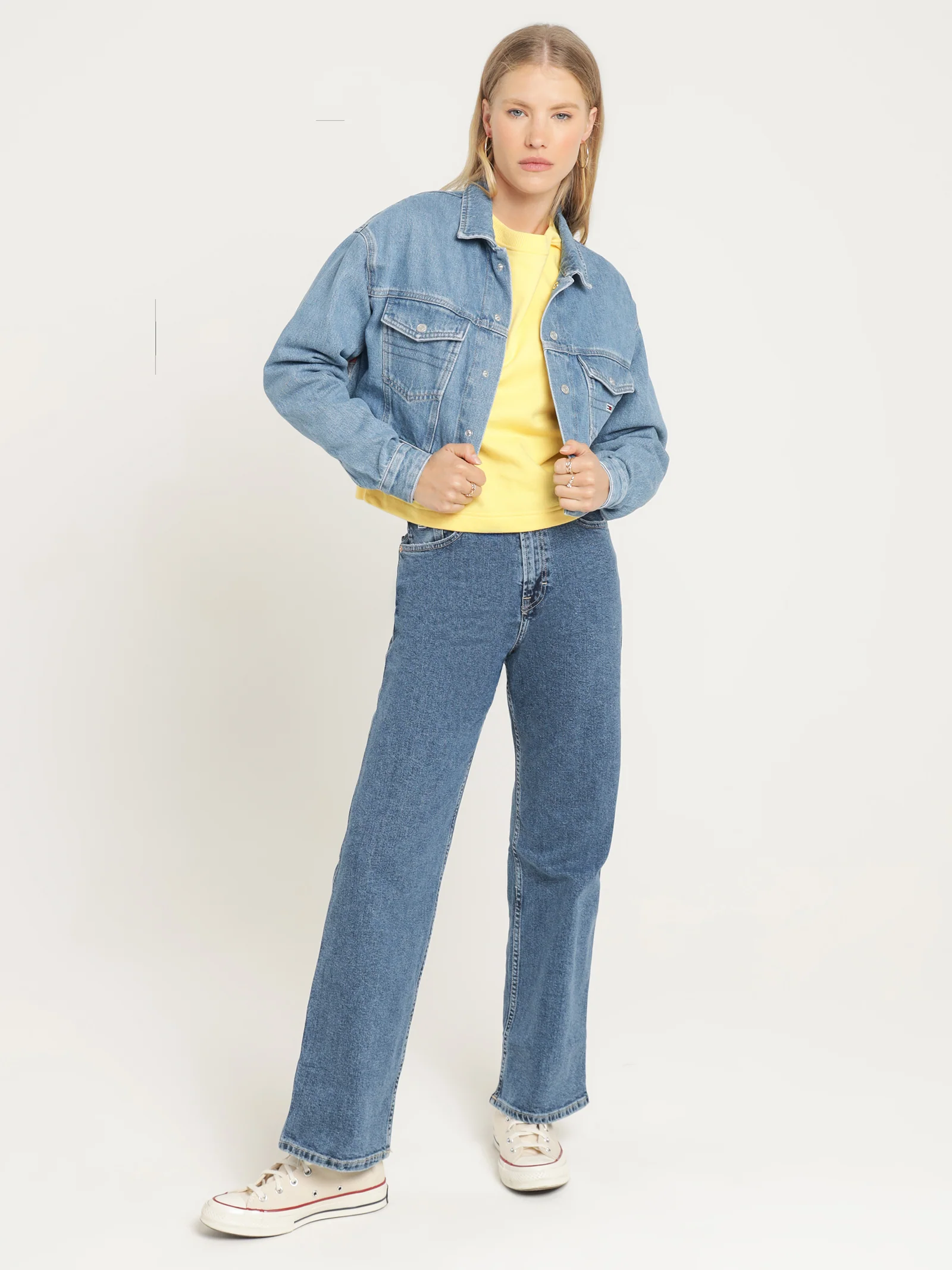 Cropped Trucker Denim Jacket - Image 4
