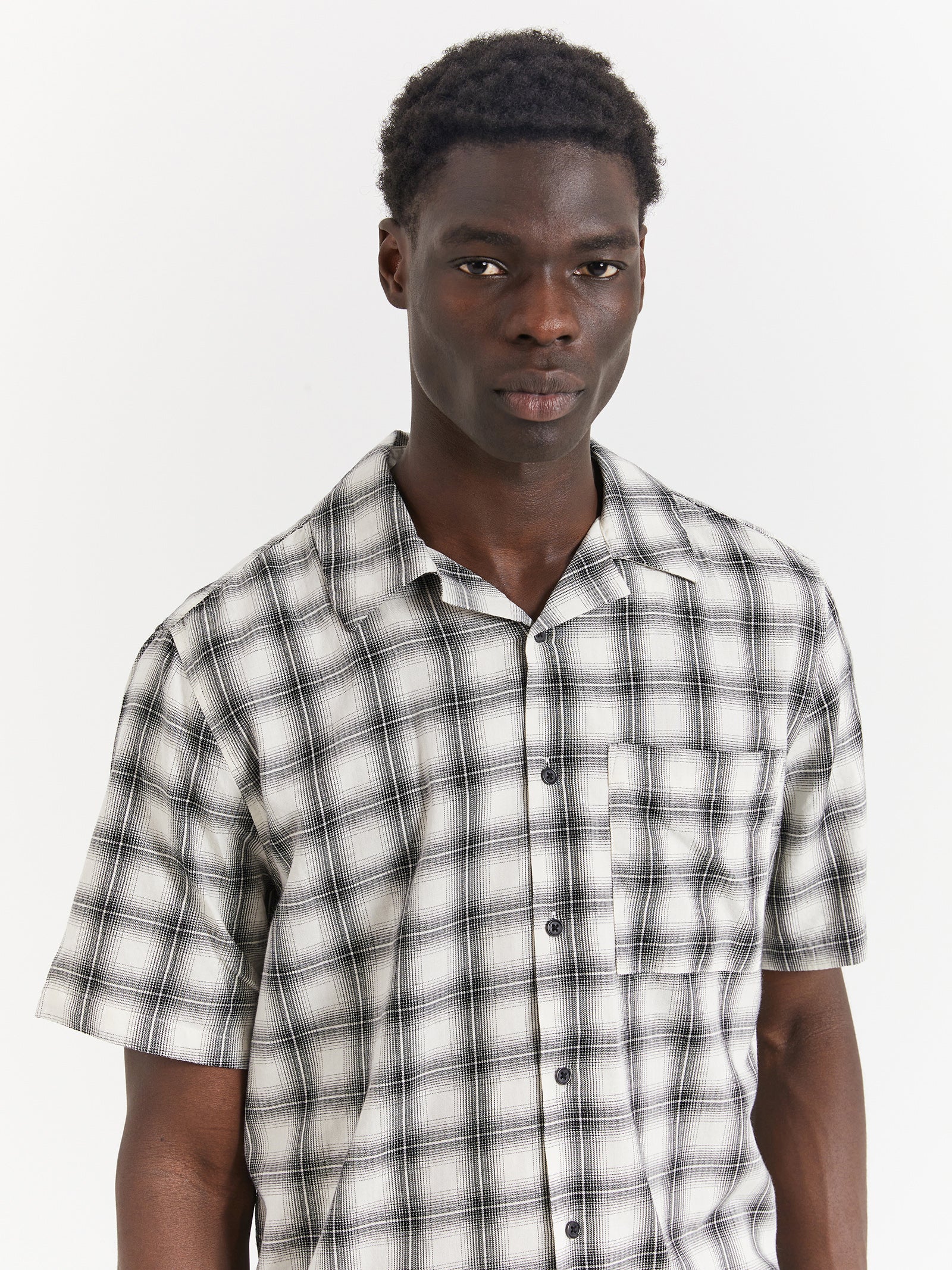 Curtis Short Sleeve Check Shirt - Image 3