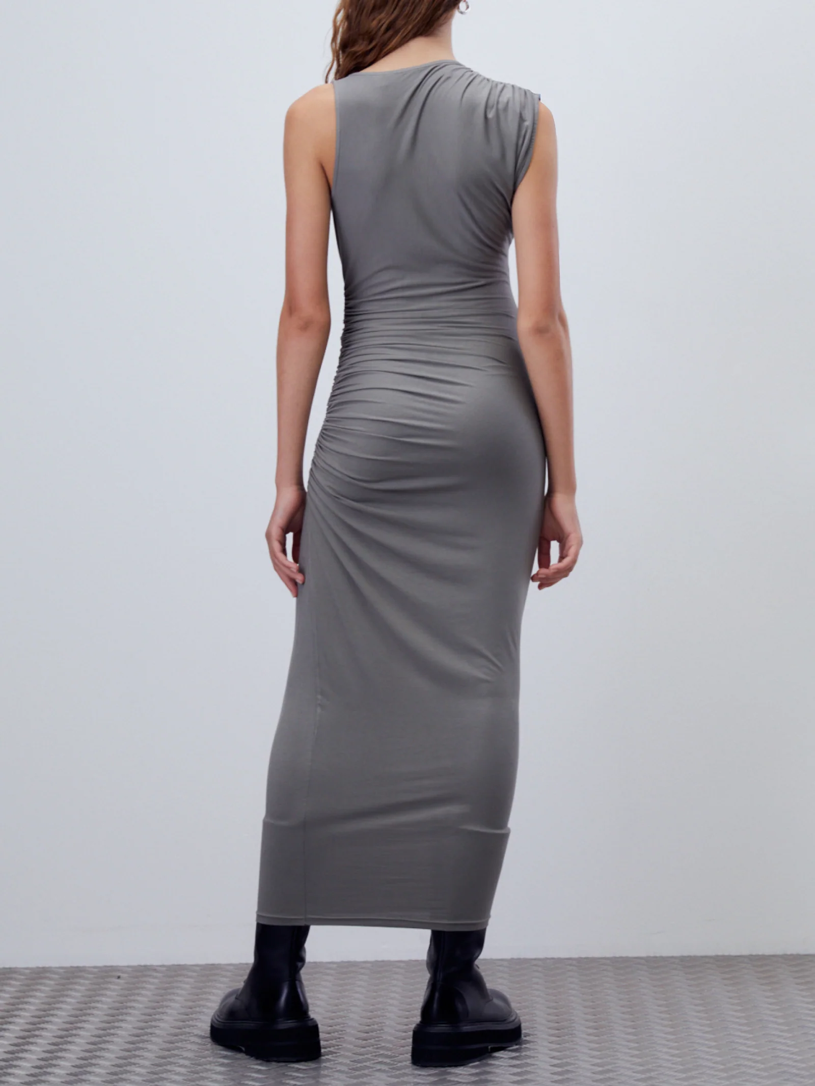 Cyndall Jersey Midi Dress - Image 7