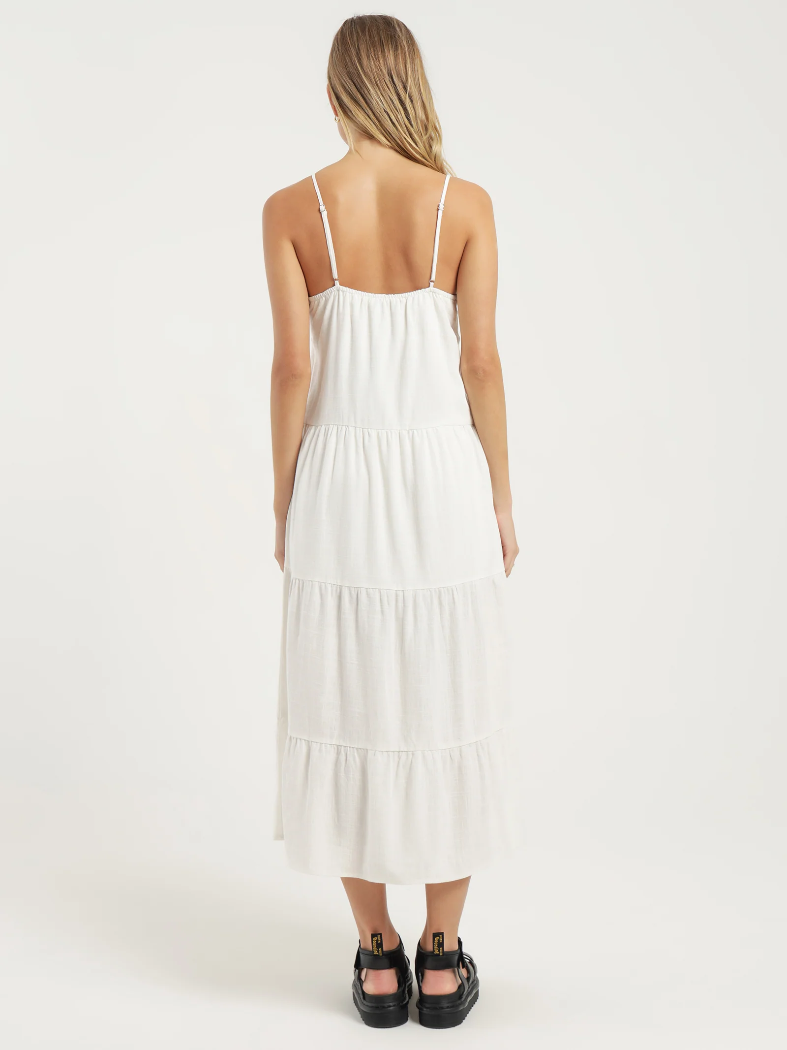 Cynthia Tired Maxi Dress - Image 5