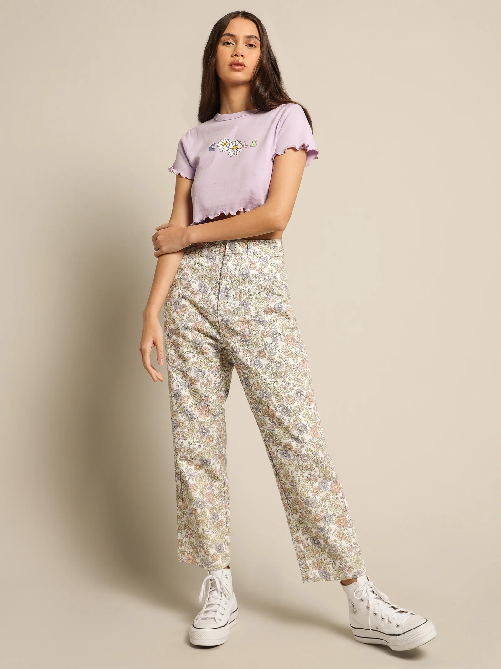 Daisy Club T-Shirt - Image 5