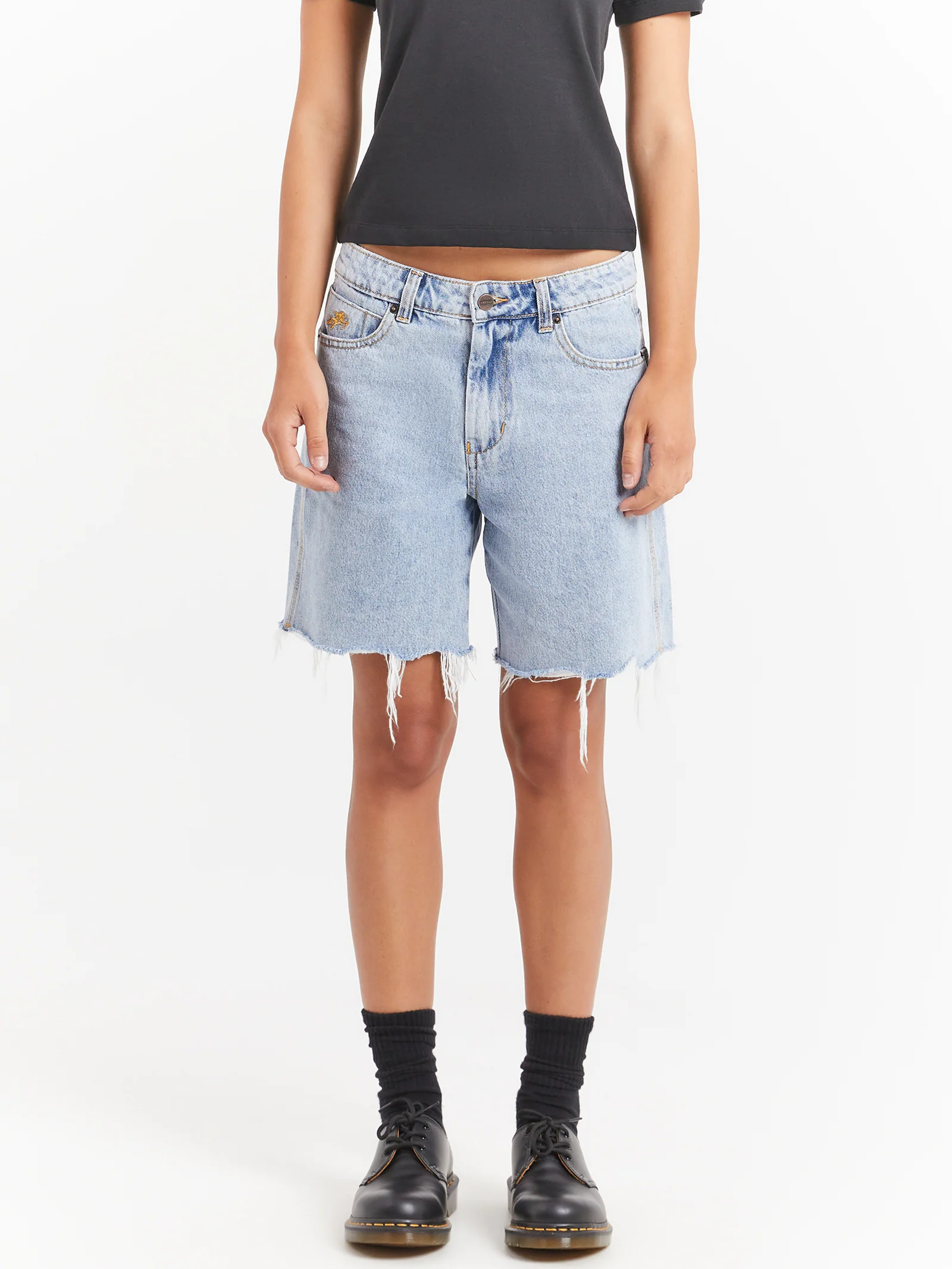 Damage Stubby Shorts