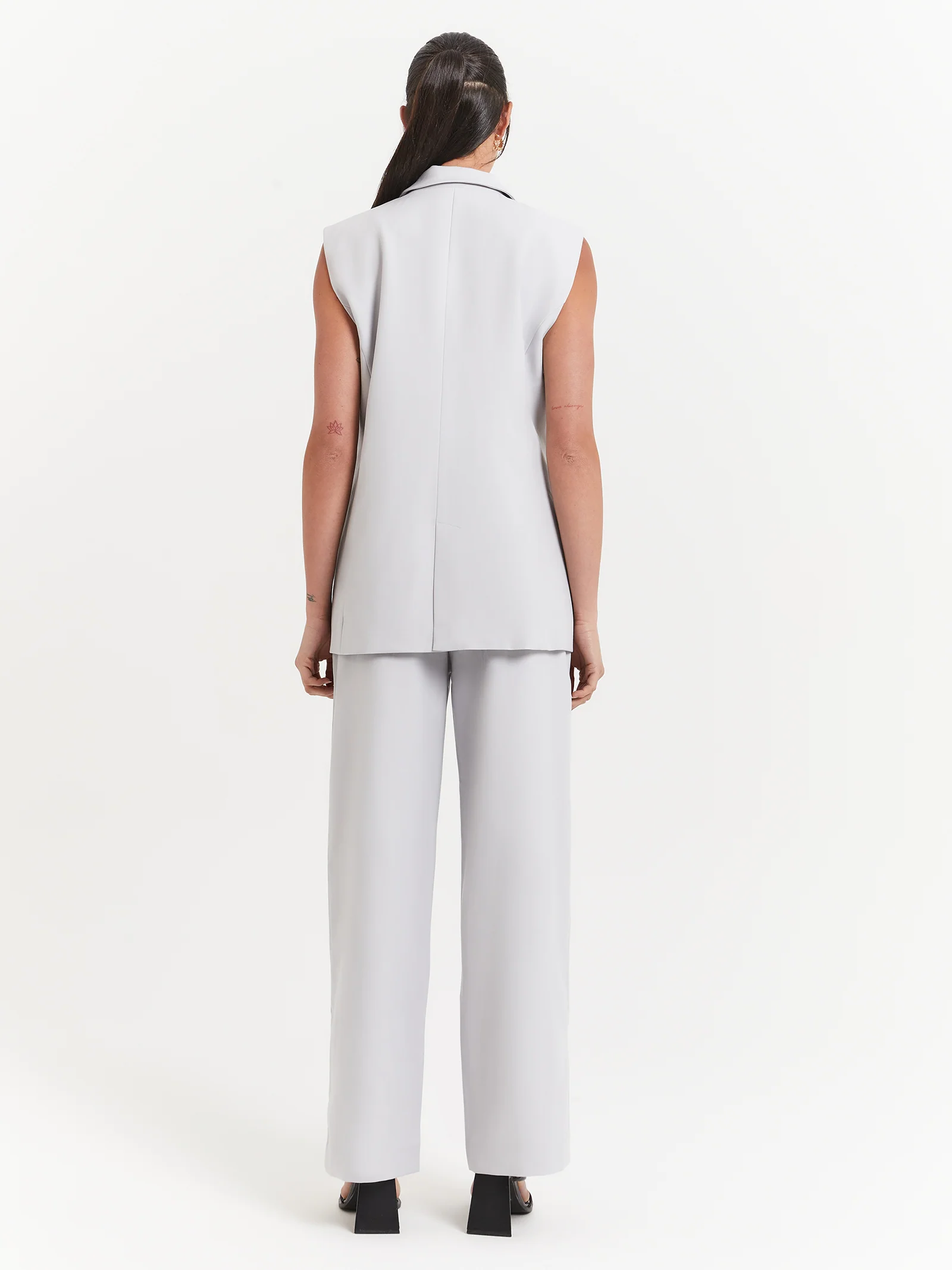 Daniela Vest - Image 5