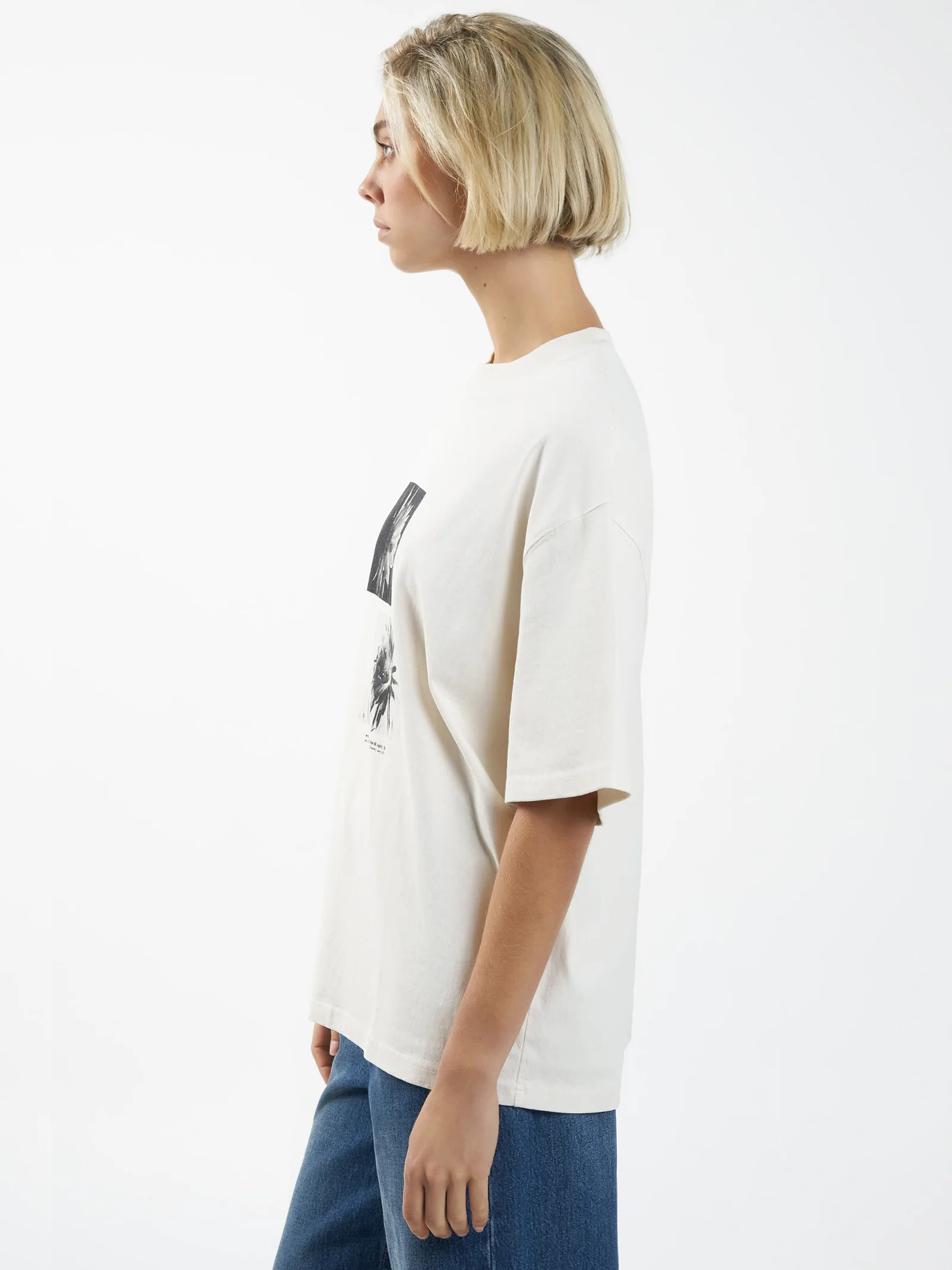 Dark Lily Oversized T-Shirt - Image 4