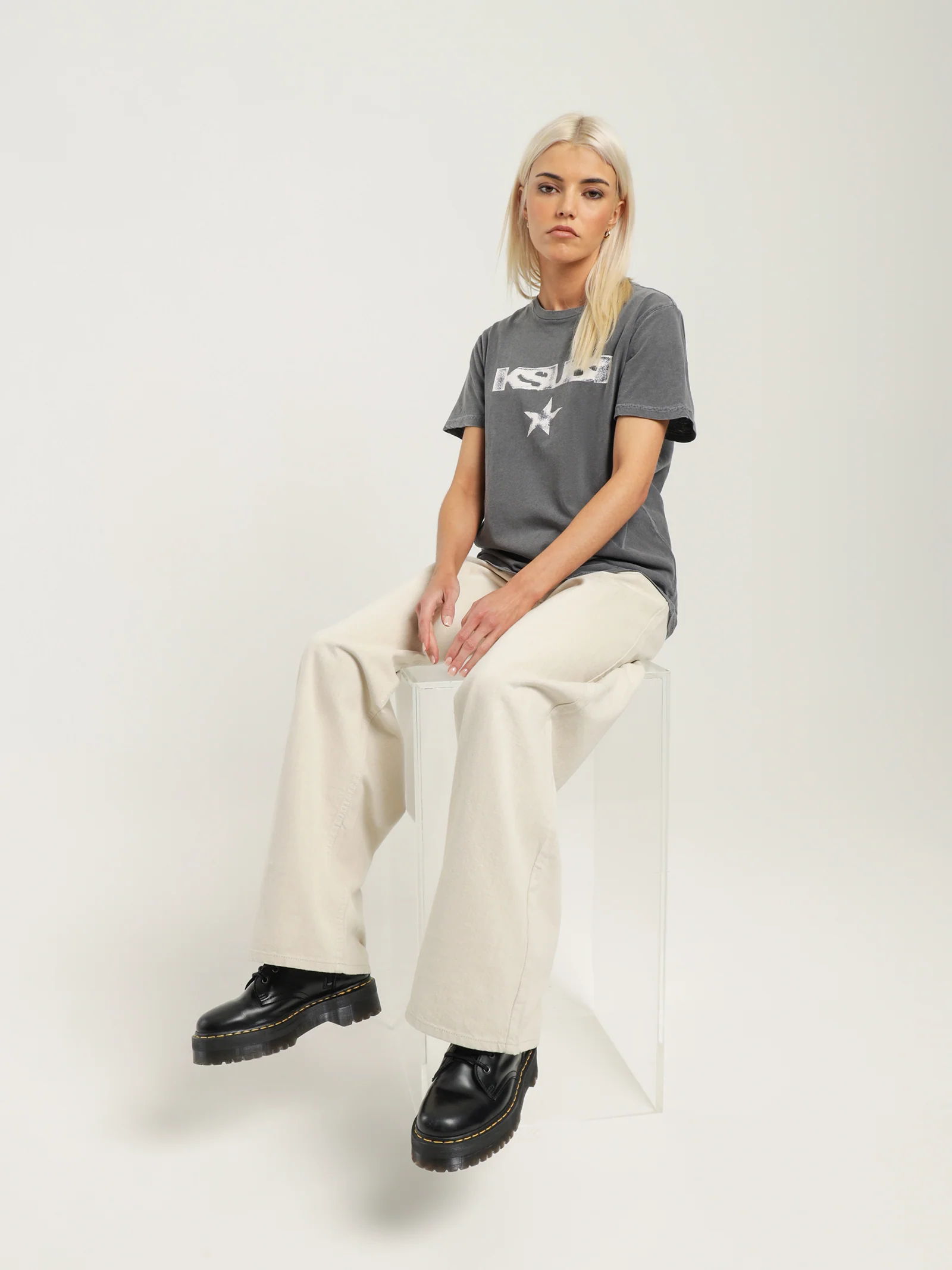 Dettached Jeans - Image 2